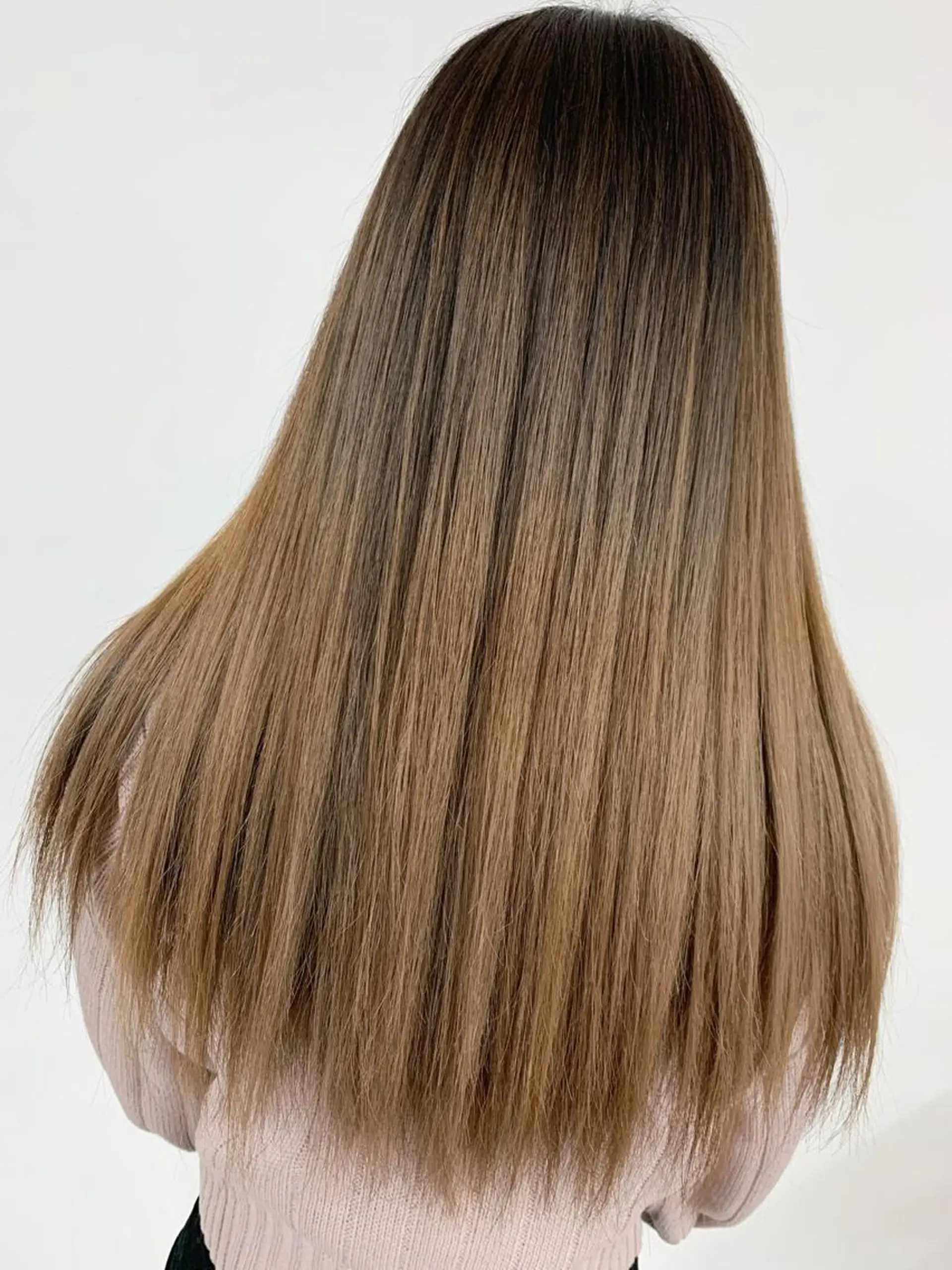 ロング 🥇近藤 恭輔🥇 Recharme新保のヘアスタイル