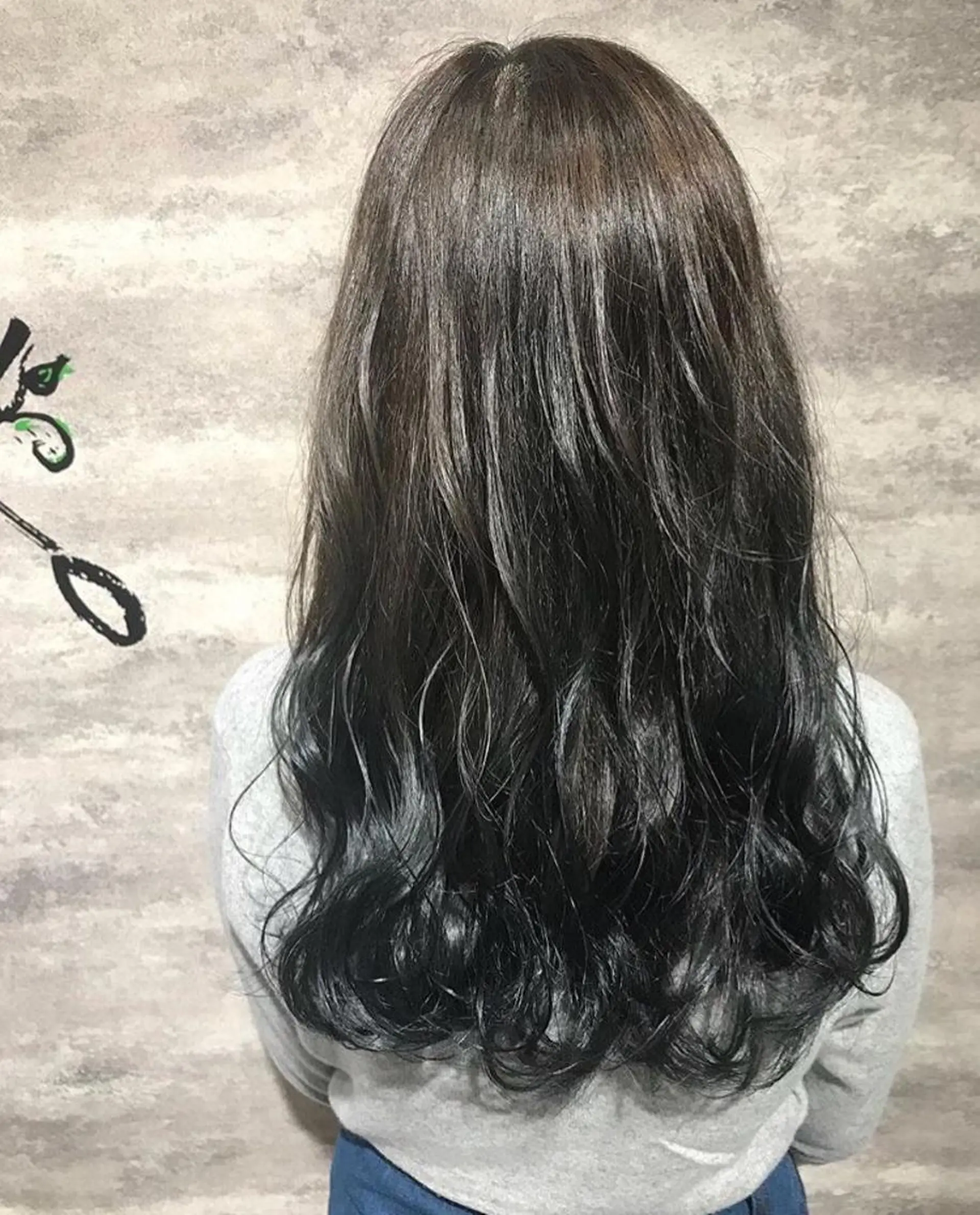 ロング カラー グラデーションカラー ネイビーカラー 🫟Blanco🫟 Color&Careのヘアスタイル