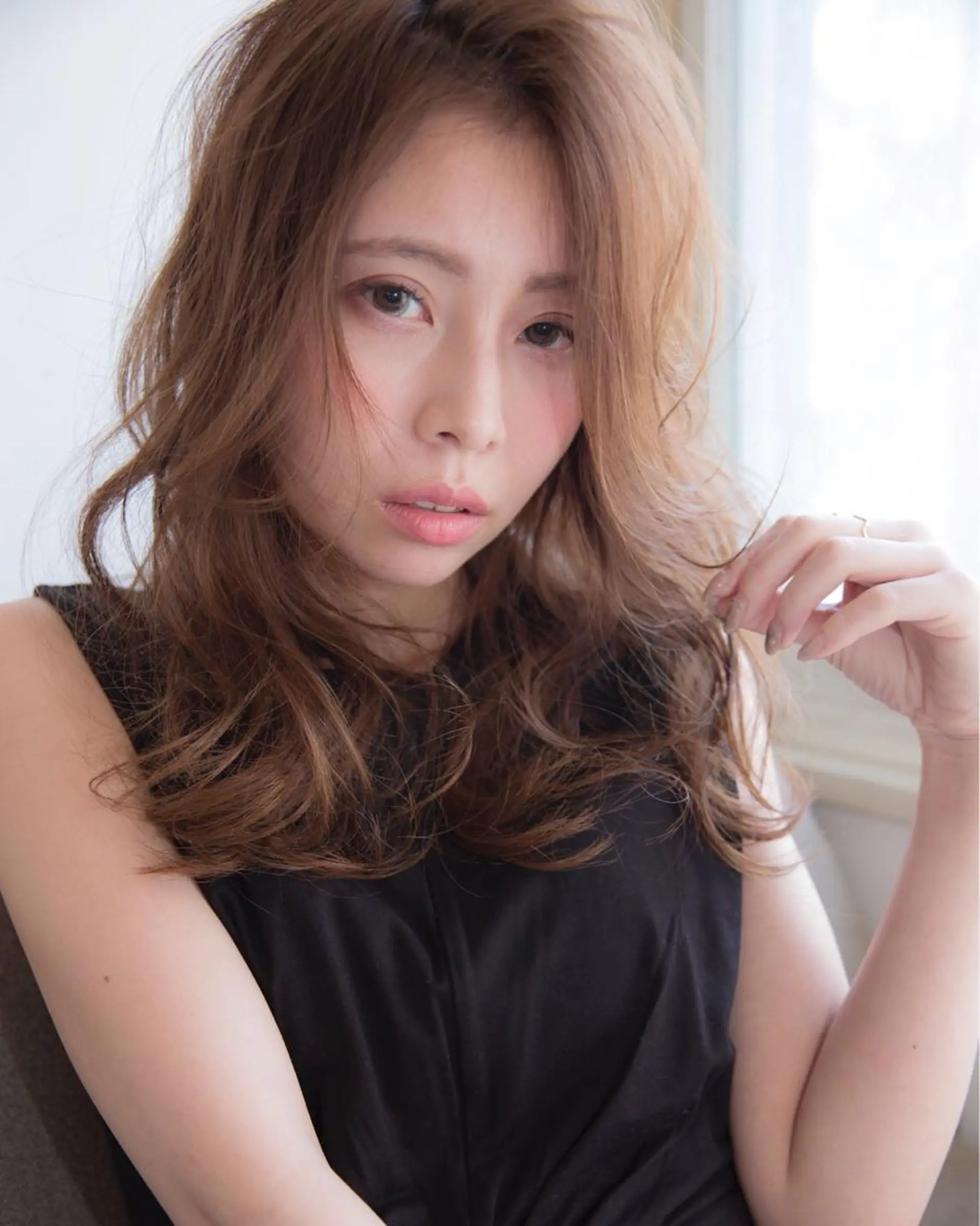 セミロング セミロングパーマ ヤスノ リョウのヘアスタイル