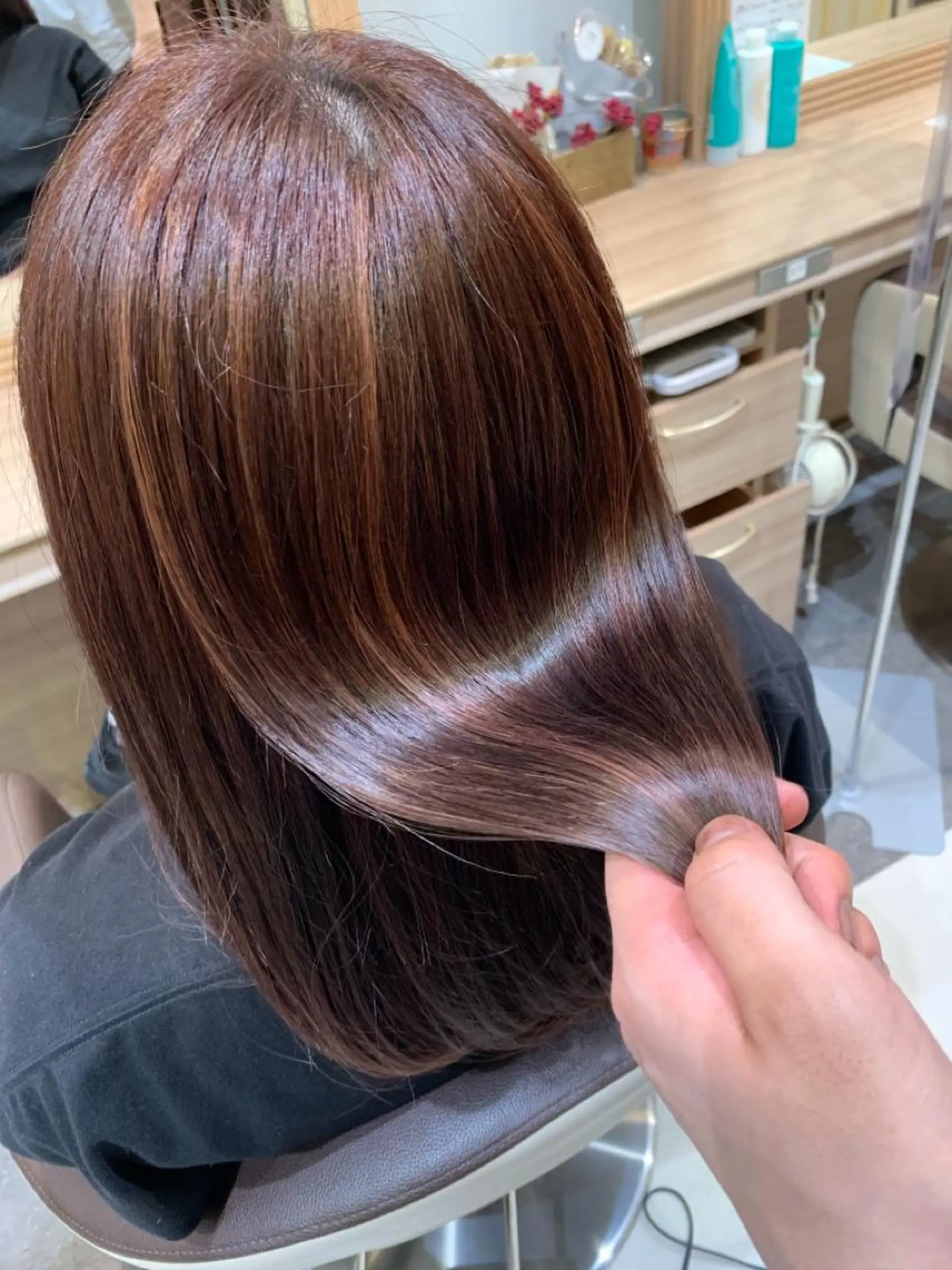 ロング ショートヘアカラー 山本のヘアスタイル