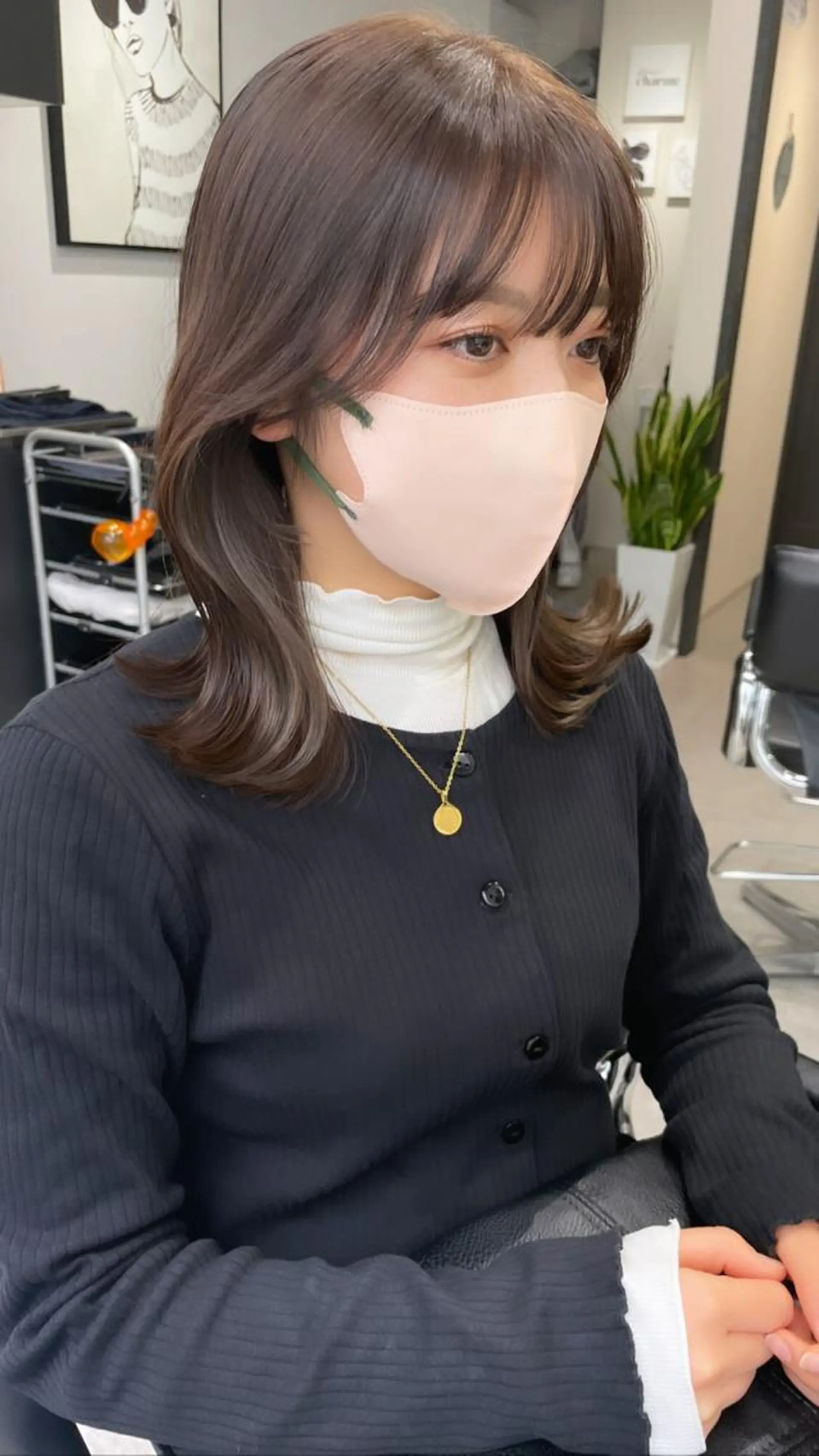 ミディアム カット 🌸インナーカラー 🌸藤井春華のヘアスタイル