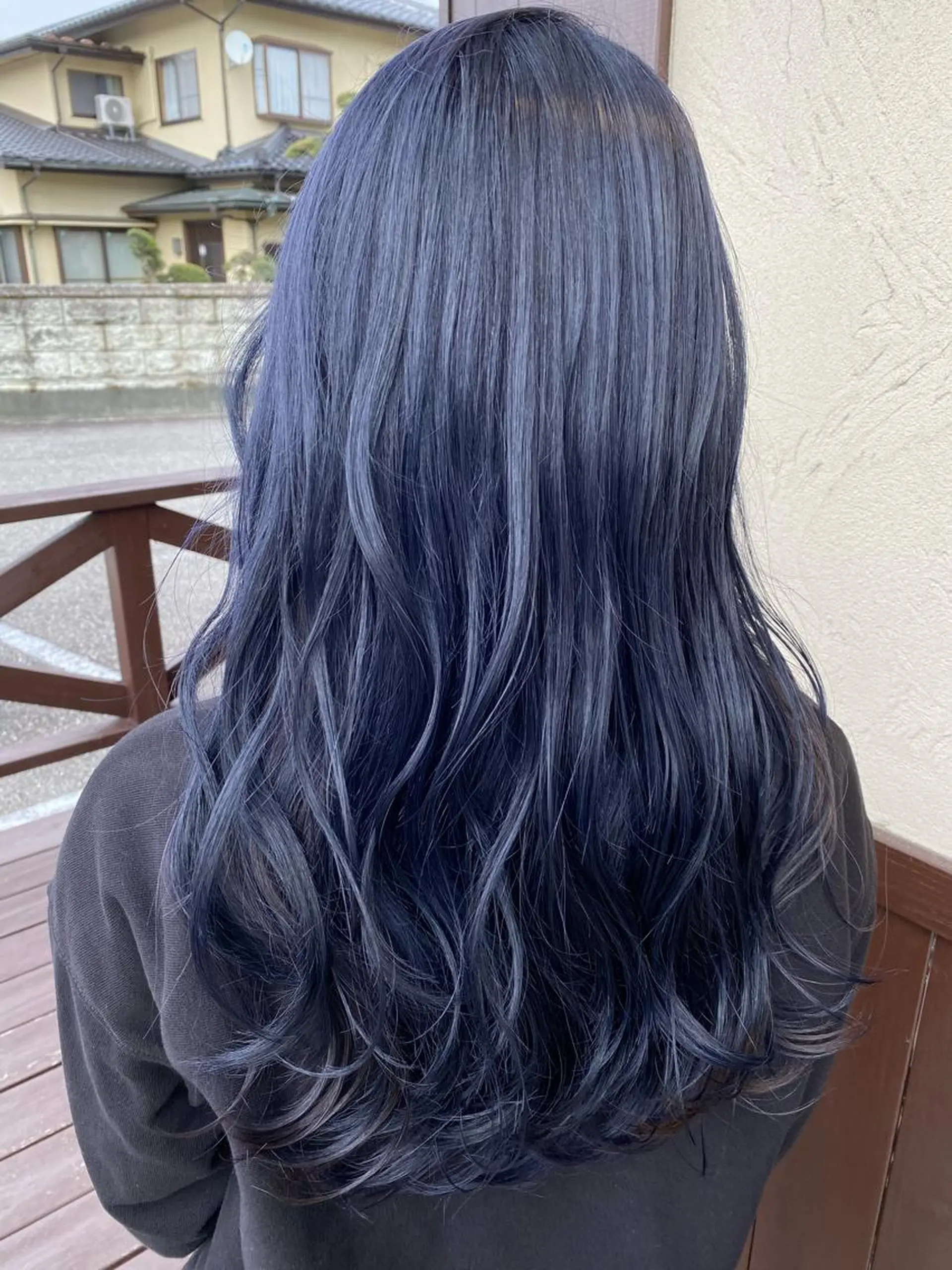 ロング カラー ラベンダーカラー ラベンダーグレー ネイビーカラー toki所属・山城 直美の眉毛・アイブロウイメージ