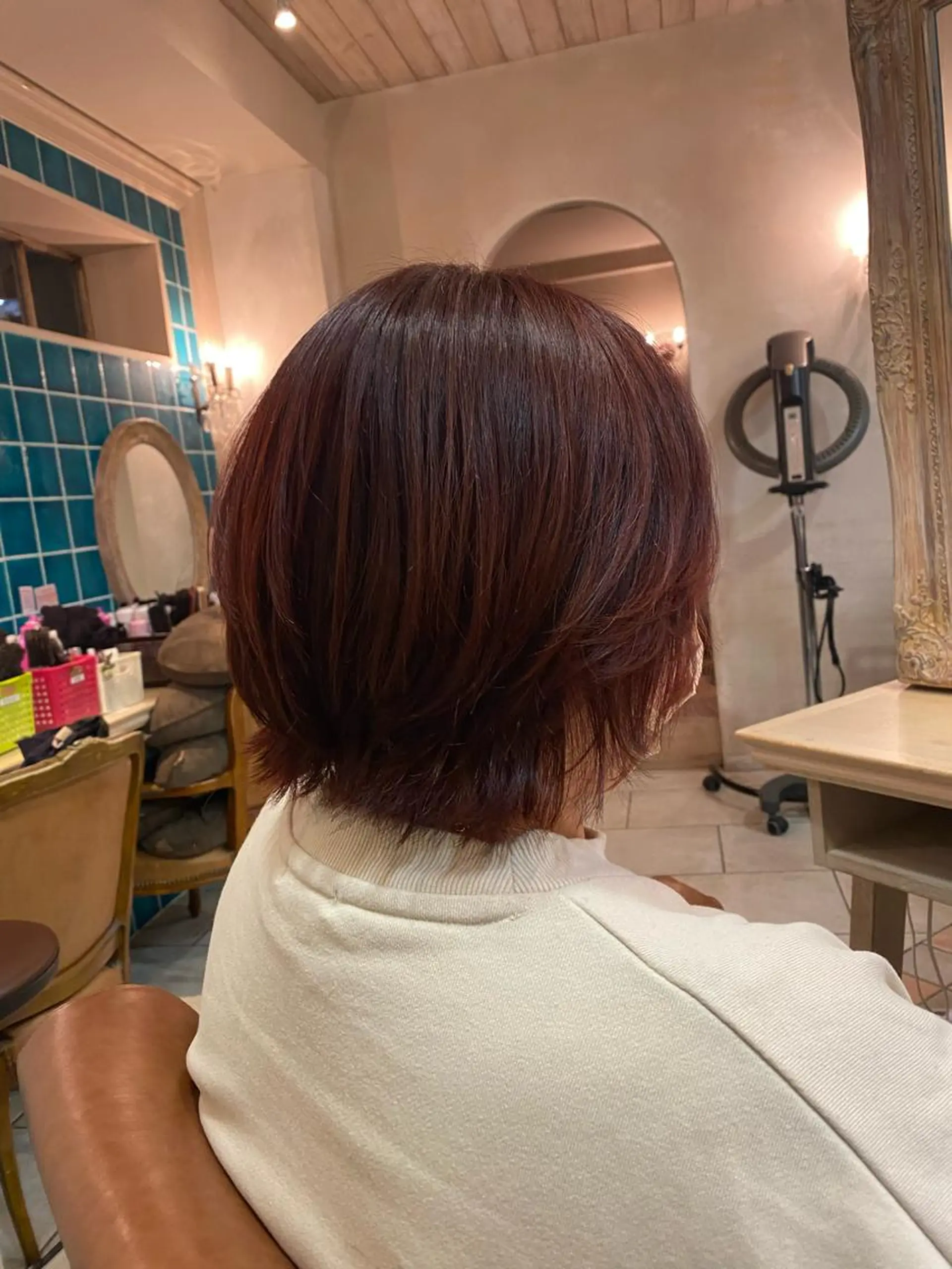 ショート ショートヘア ウルフカット amie by afloat(エイミーバイアフロート)所属・井上 日菜乃のヘアスタイル