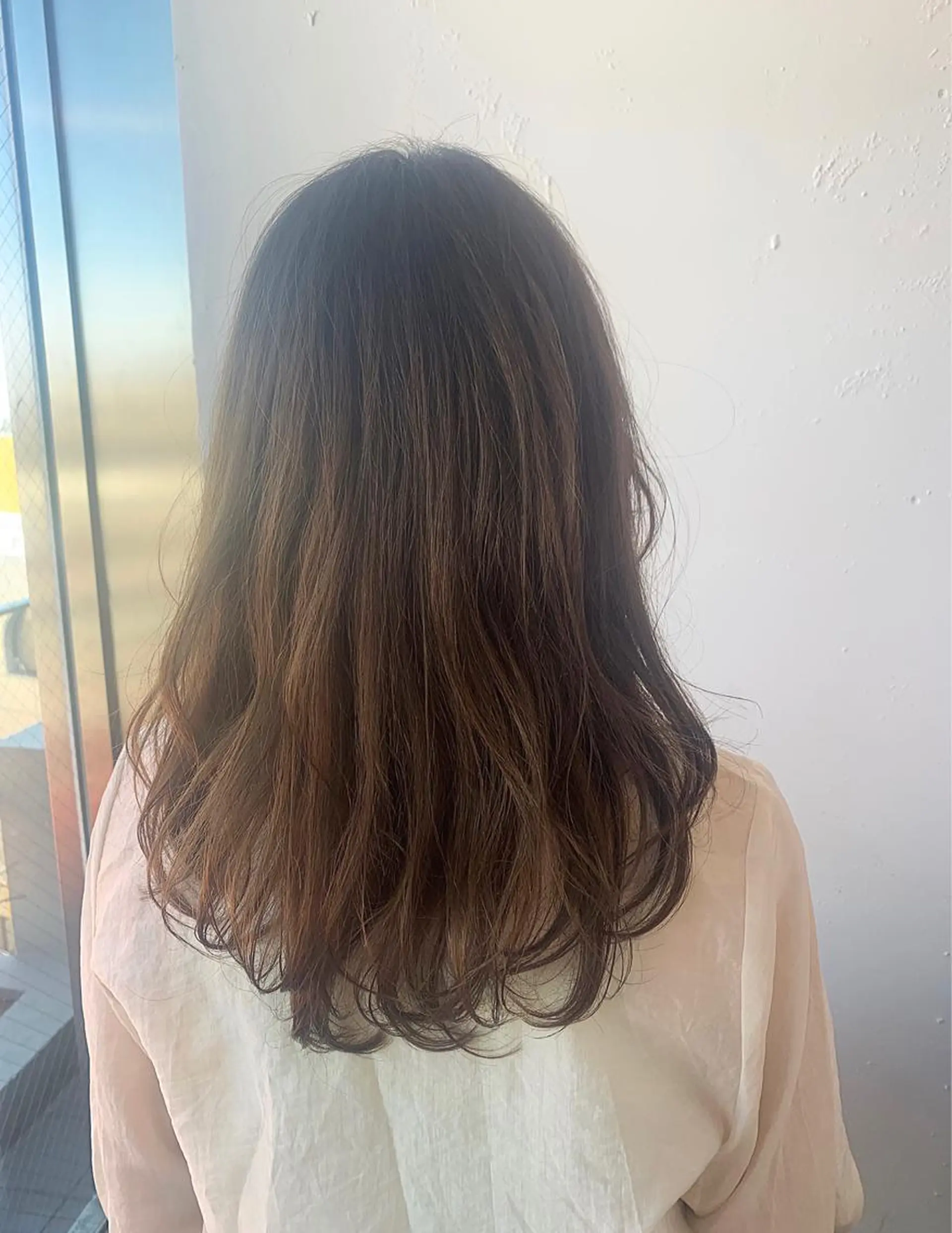 ミディアム カラー ベージュカラー オリーブベージュ ヘアカラー トリートメント Sana / 韓国ヘア / カラーのヘアスタイル