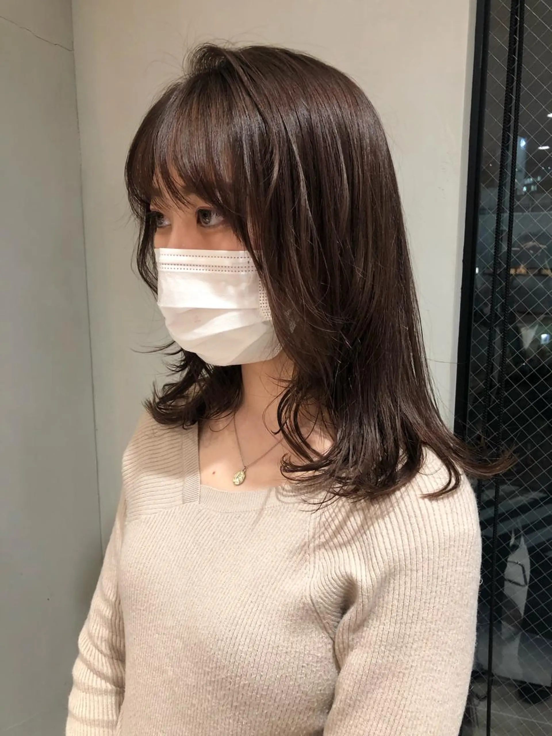 セミロング 圧倒的透明感カラー nana🦕のヘアスタイル