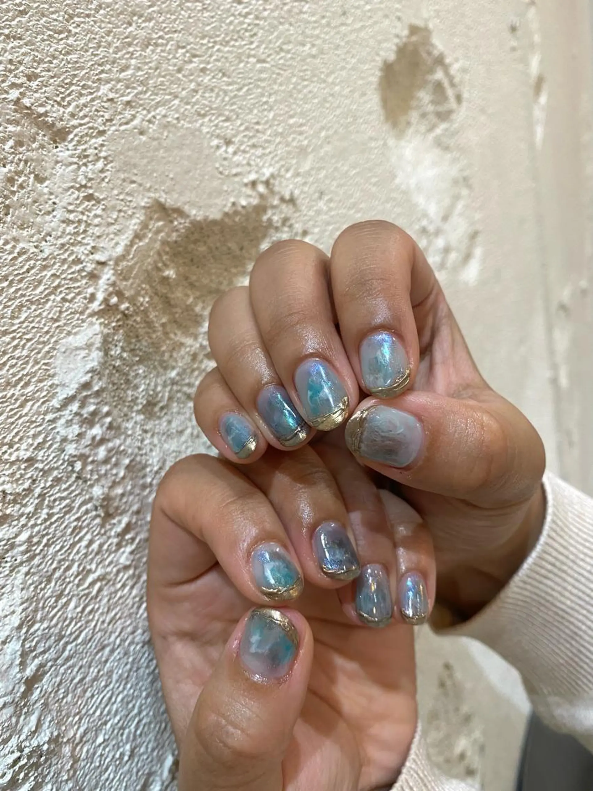 ネイル ブルー フレンチネイル ハンドネイル nable.所属・栗林 実莉のネイルデザイン