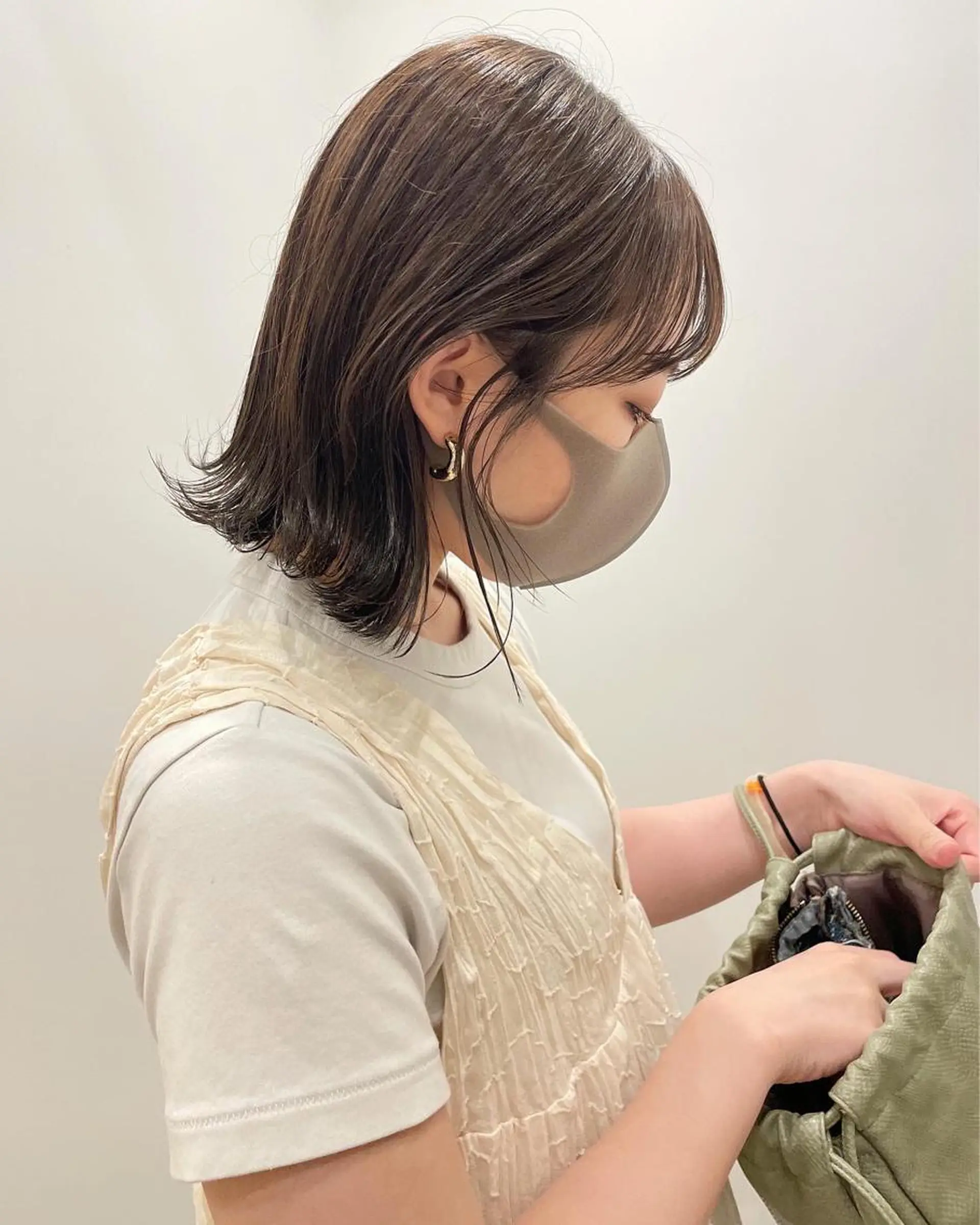 カラー レイヤーカット/長岡 グレージュ/マユ🎀のヘアスタイル