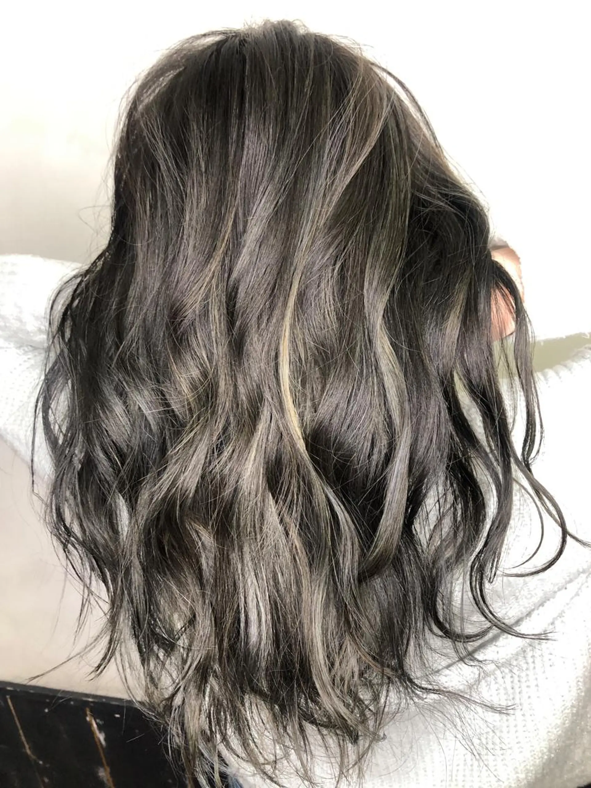 ロング カラー ハイライトカラー ハイライト カット ヘアカラー トリートメント AUBE HAIRazul吉祥寺所属・綺麗な髪質にしたい方 限定🌈清水 祥のヘアスタイル