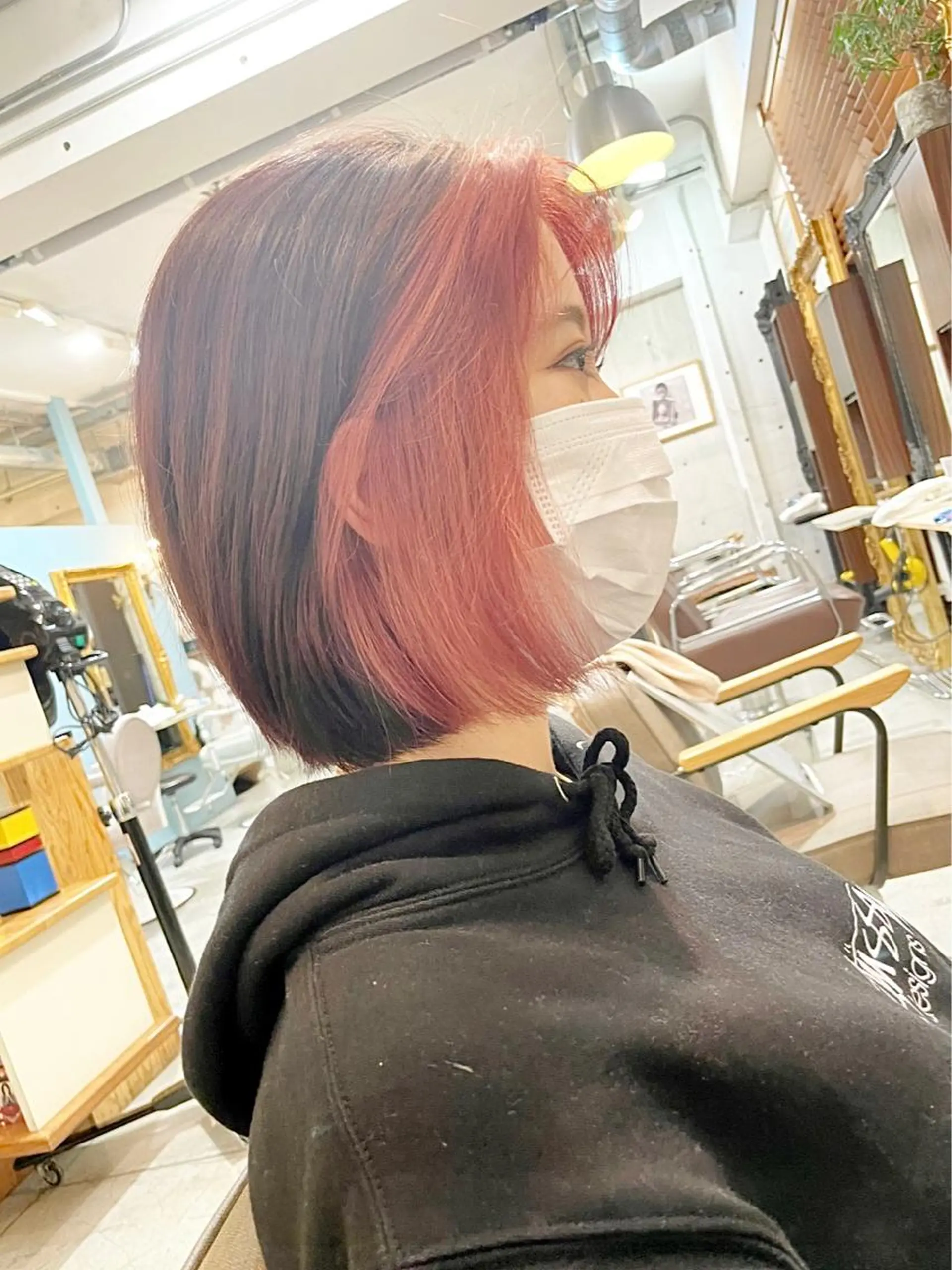 ショート カラー 切りっぱなしボブ ショートボブ ハンサムショート 丸みショート イヤリングカラー カット ヘアカラー トリートメント ショートボブ縮毛矯正 髪質改善のプロ山道潤のヘアスタイル