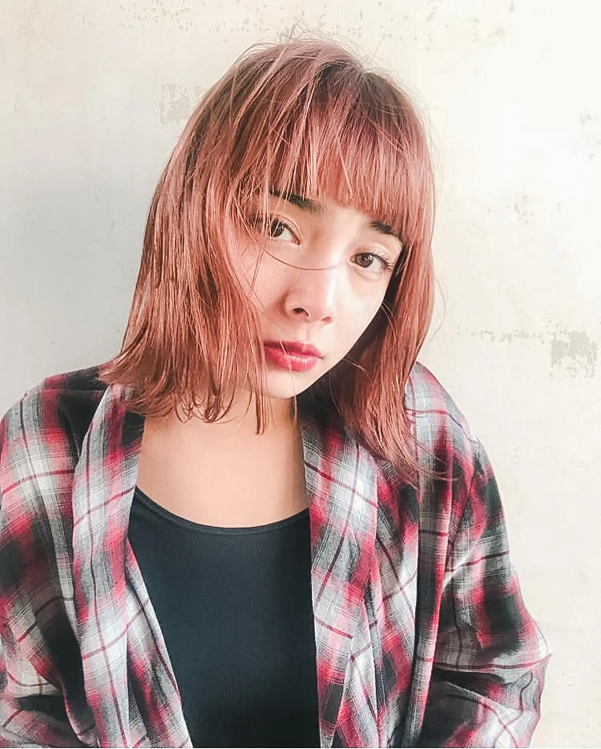 ミディアム カラー カット ヘアカラー トリートメント レイヤー/ウルフ/ ハッシュカット/ダイのヘアスタイル