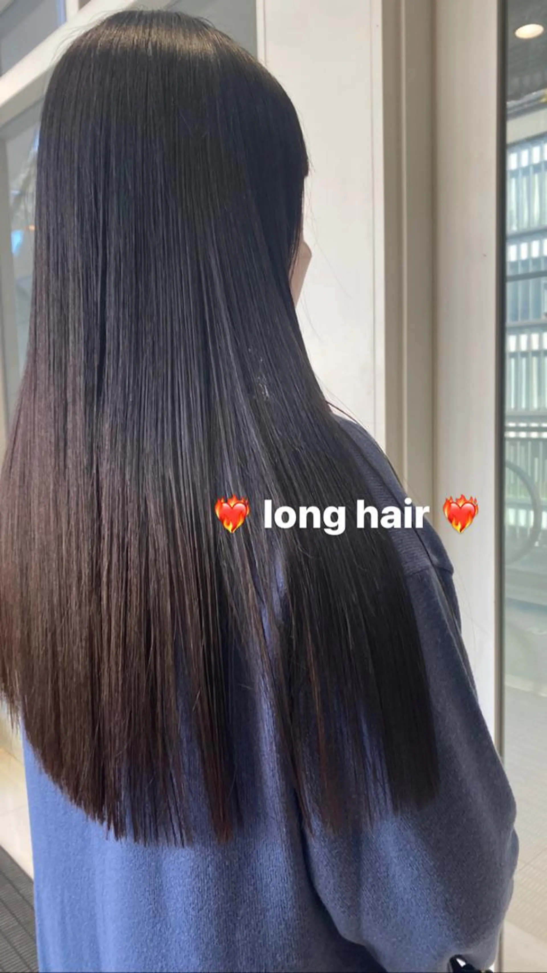 ロング ロング Yahiko ハイトーンのヘアスタイル