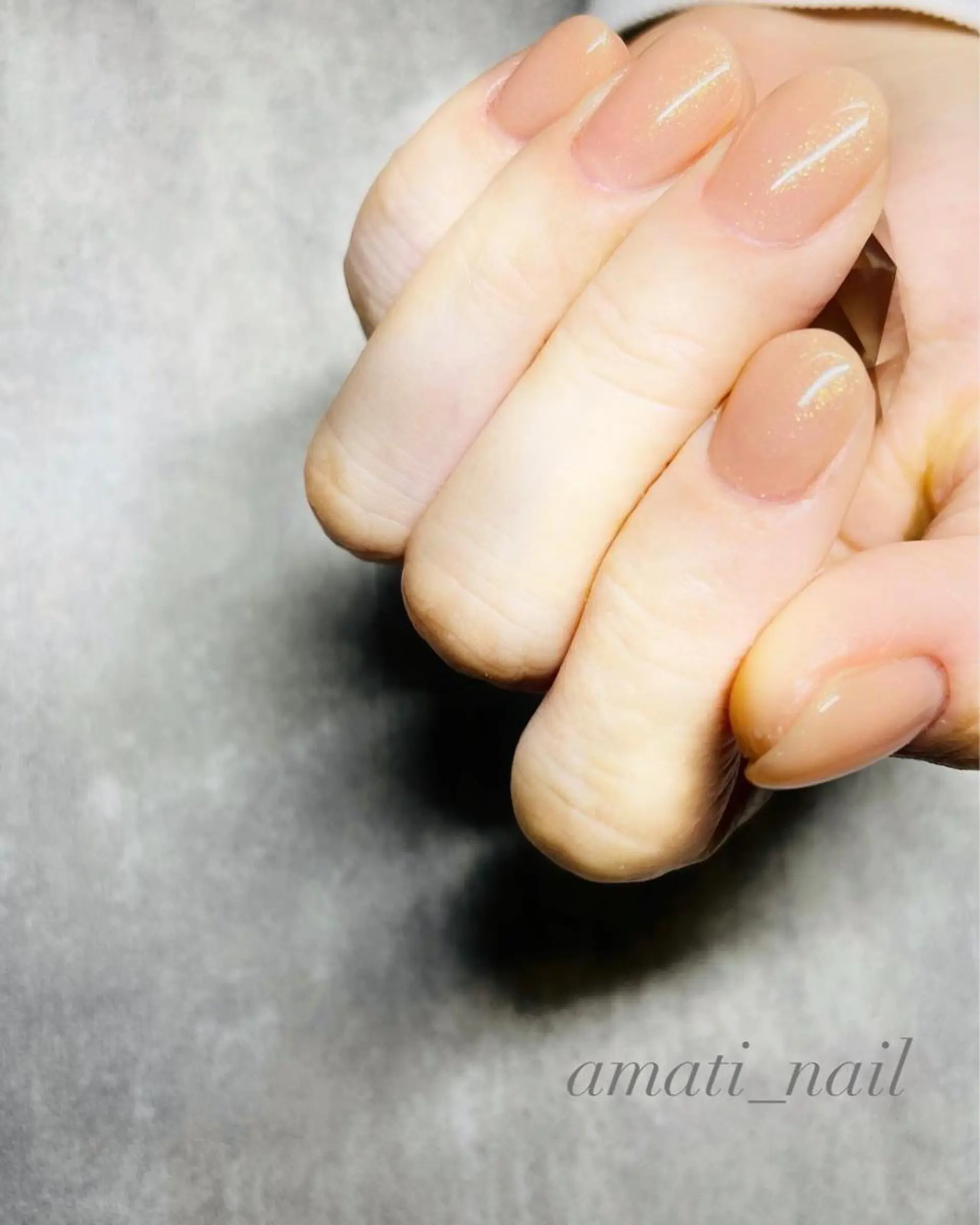 ネイル ミラーネイル ニュアンスネイル ワンカラーネイル 春ネイル ハンドネイル amati_nail TAKAKOのネイルデザイン