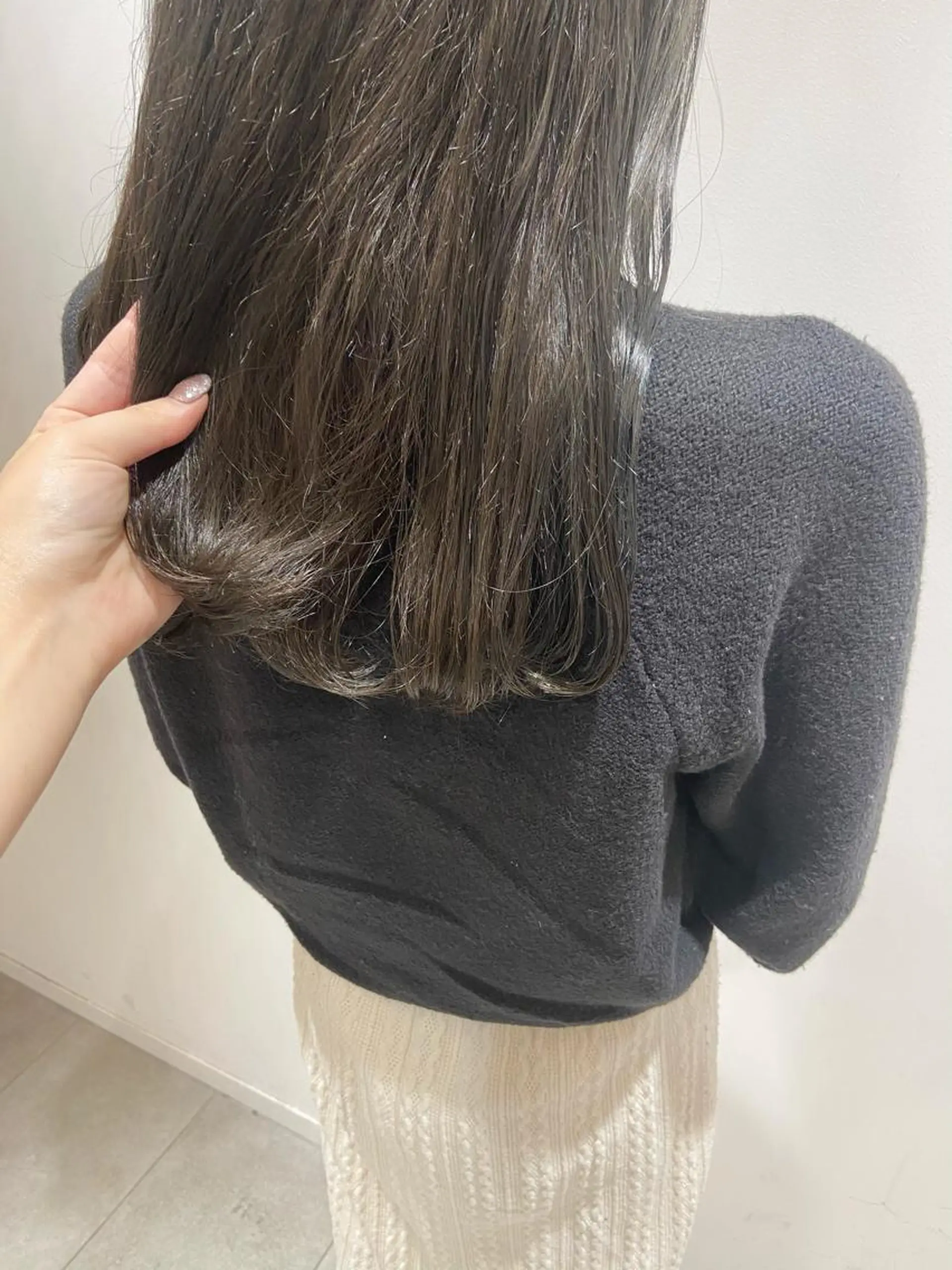 ミディアム カラー ヘアカラー 🐺ウルフ/レイヤー 似合わせ‎🤍沙羅のヘアスタイル