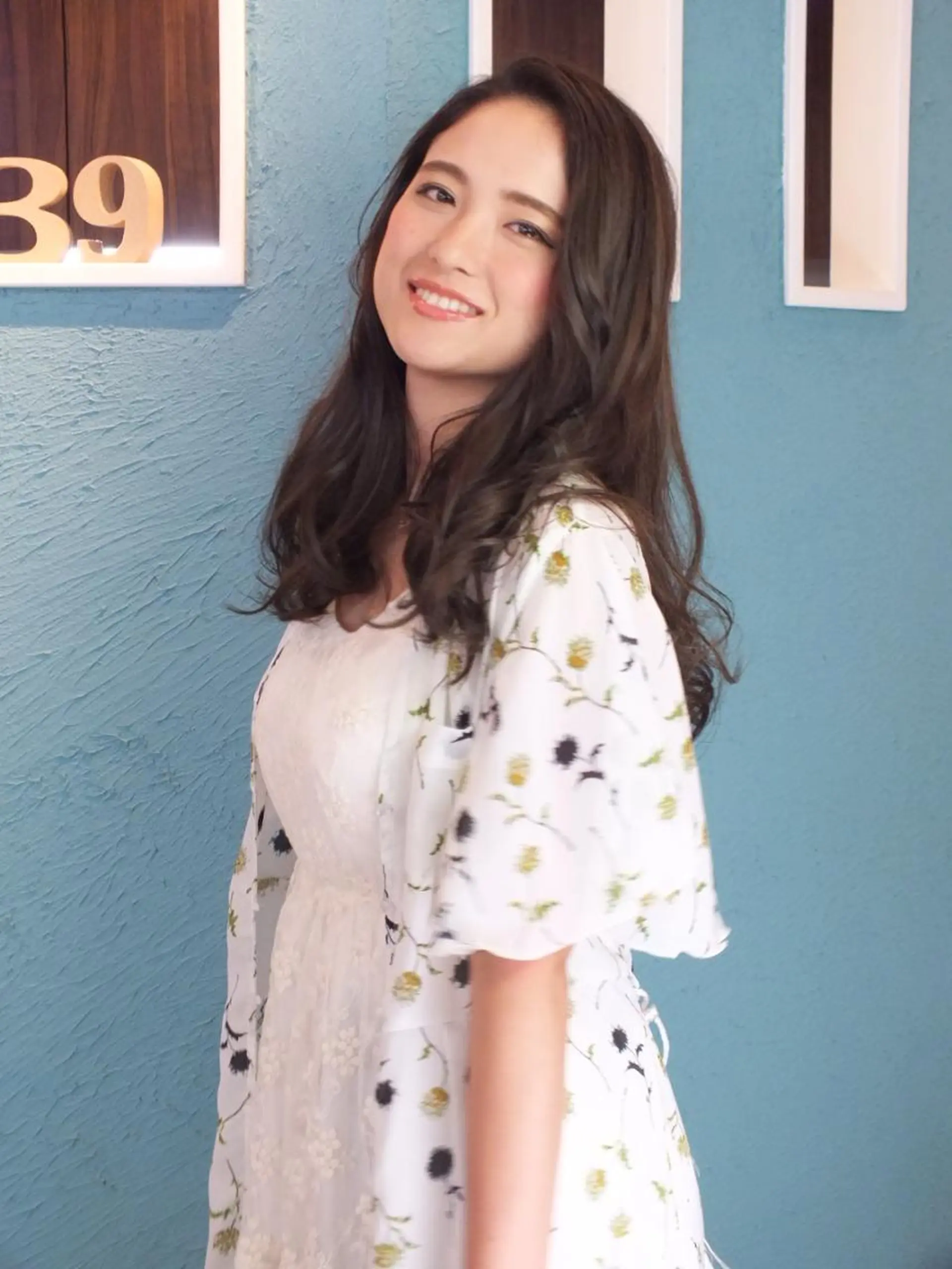 ミディアム カラー パーマ ヘアアレンジ メンズ キッズ ネイル マツエク・マツパ THREE NINE 【スリーナイン】のヘアスタイル