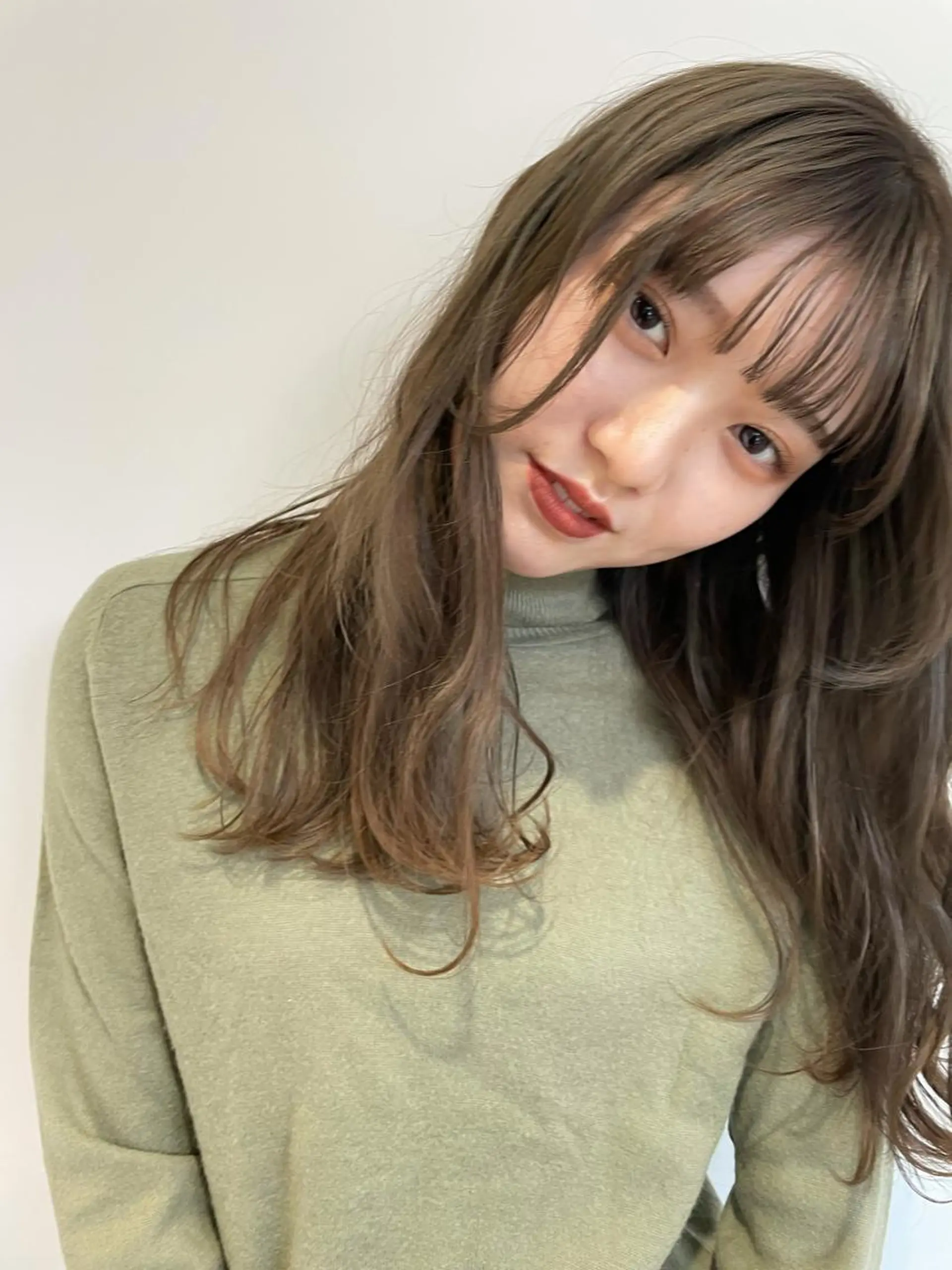 ロング カラー Ata.所属・kubo nozomiのヘアスタイル