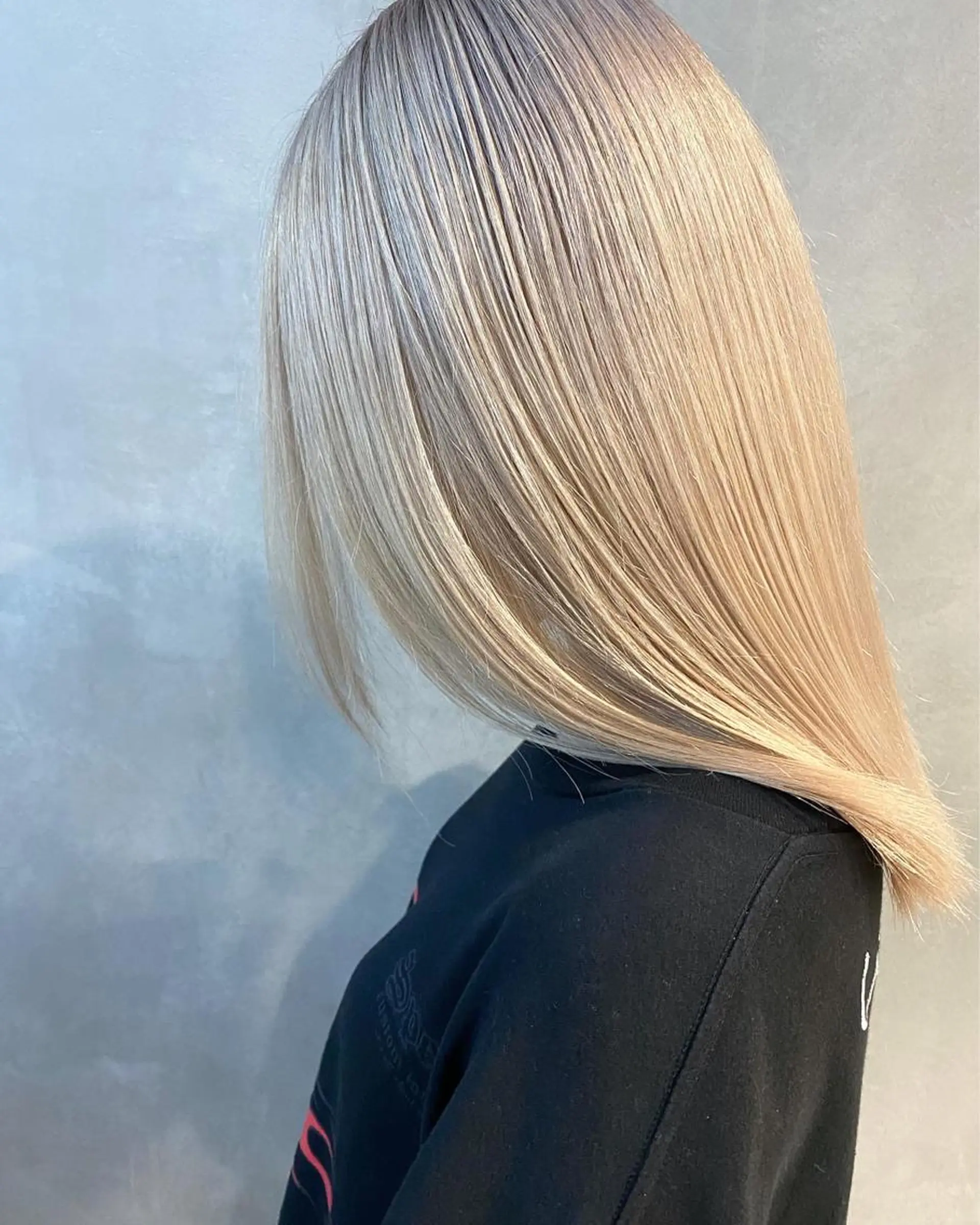 ロング カラー ヘアアレンジ ブリーチ ケアブリーチ ハイトーンカラー レイヤーカット/ ヘッドスパ/ゆうきのヘアスタイル