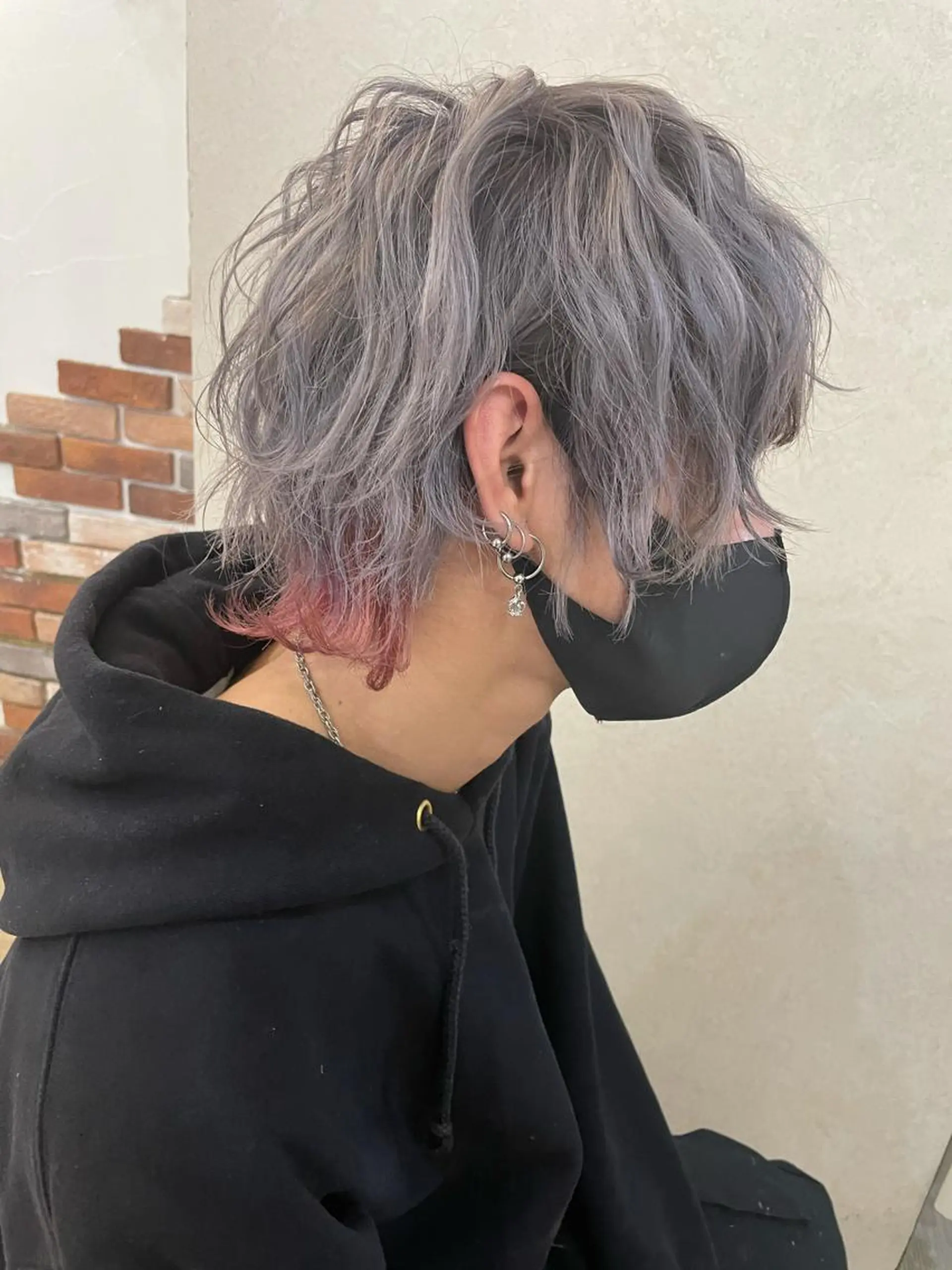 カラー メンズ メンズブリーチ メンズインナーカラー アッシュ ブリーチ インナーカラー 🦋高瀬寛菜🦋 韓国/ブリーチのヘアスタイル