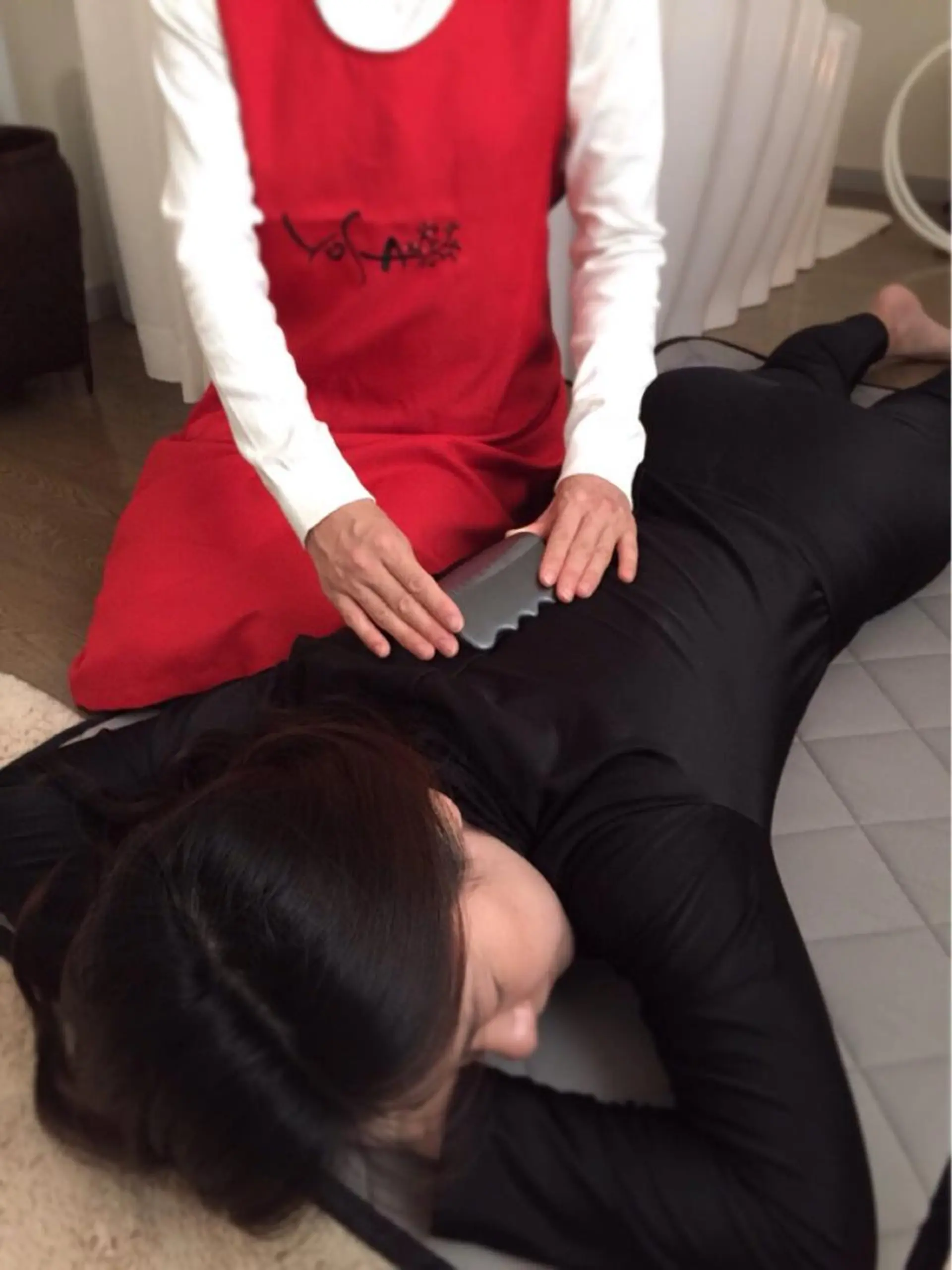 ミディアム ヘアアレンジ キッズ ネイル マツエク・マツパ 温活痩身エステ Floraのエステ・リラクイメージ