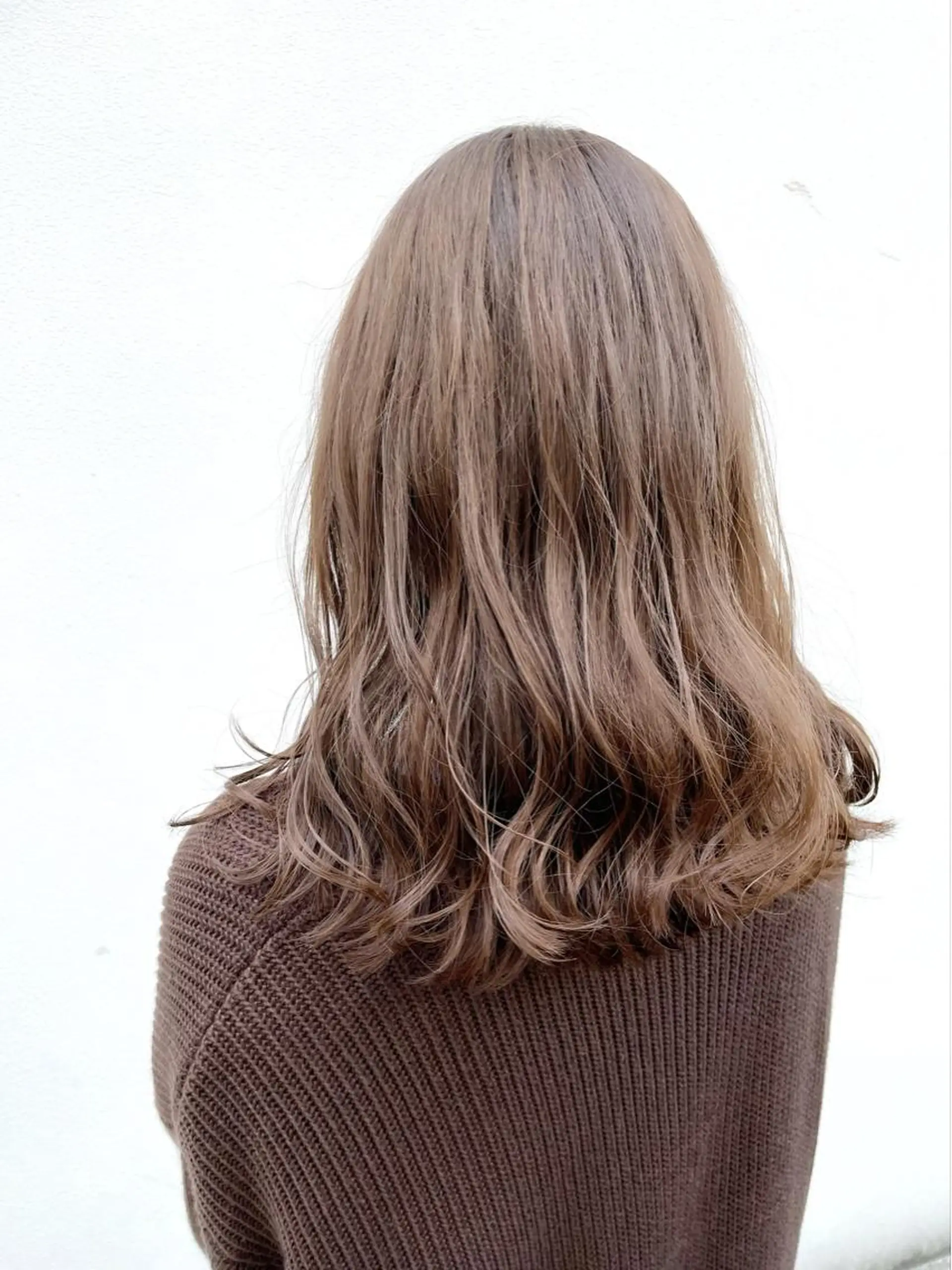 セミロング カラー ヘアアレンジ ベージュカラー ミルクティーベージュ カット ヘアカラー トリートメント ヘッドスパ ヘアセット 〽️magico/ ウルフDaiki〽️のヘアスタイル