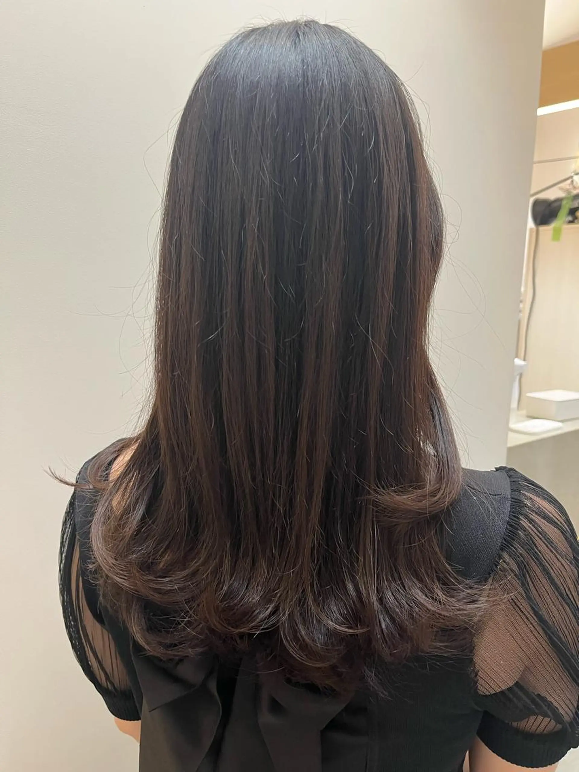 セミロング カラー グラデーションカラー ピンクカラー TEMIL HAIR 《まお》のヘアスタイル