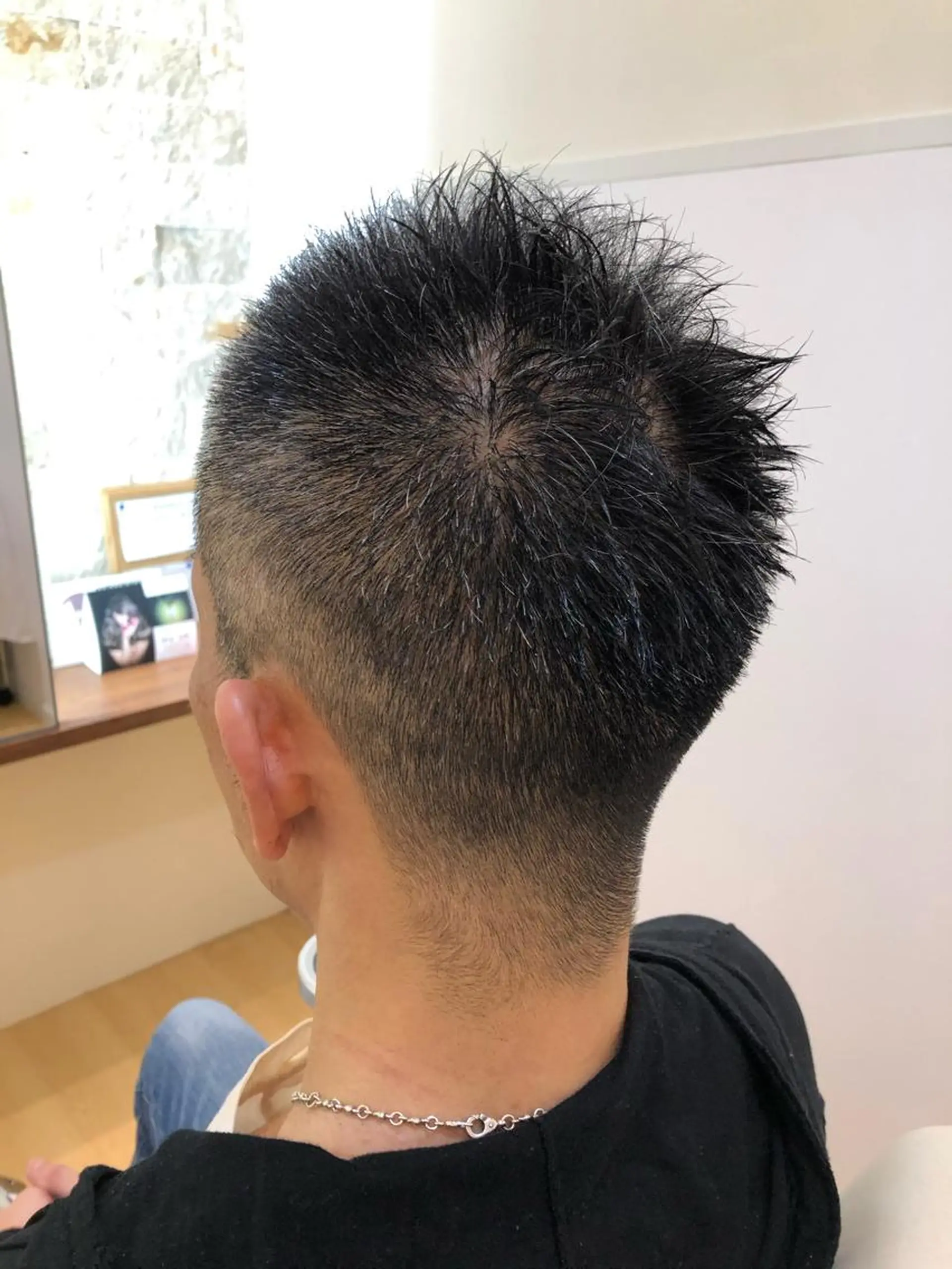 ショート メンズ メンズベリーショート ベリーショート ショートヘア 山岡 徹也のヘアスタイル