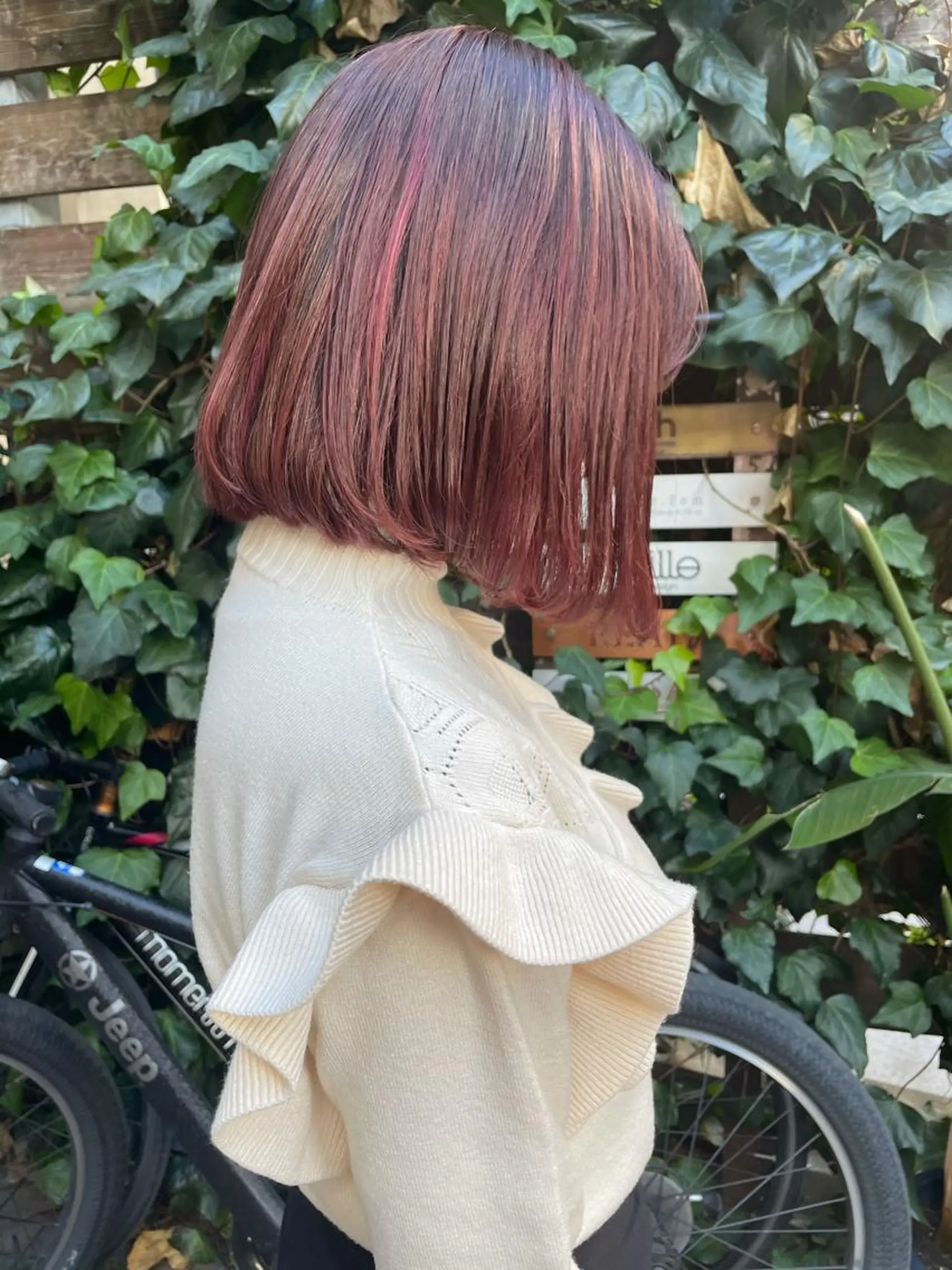 ミディアム レイヤーカット/ 透明感カラーmikuのヘアスタイル