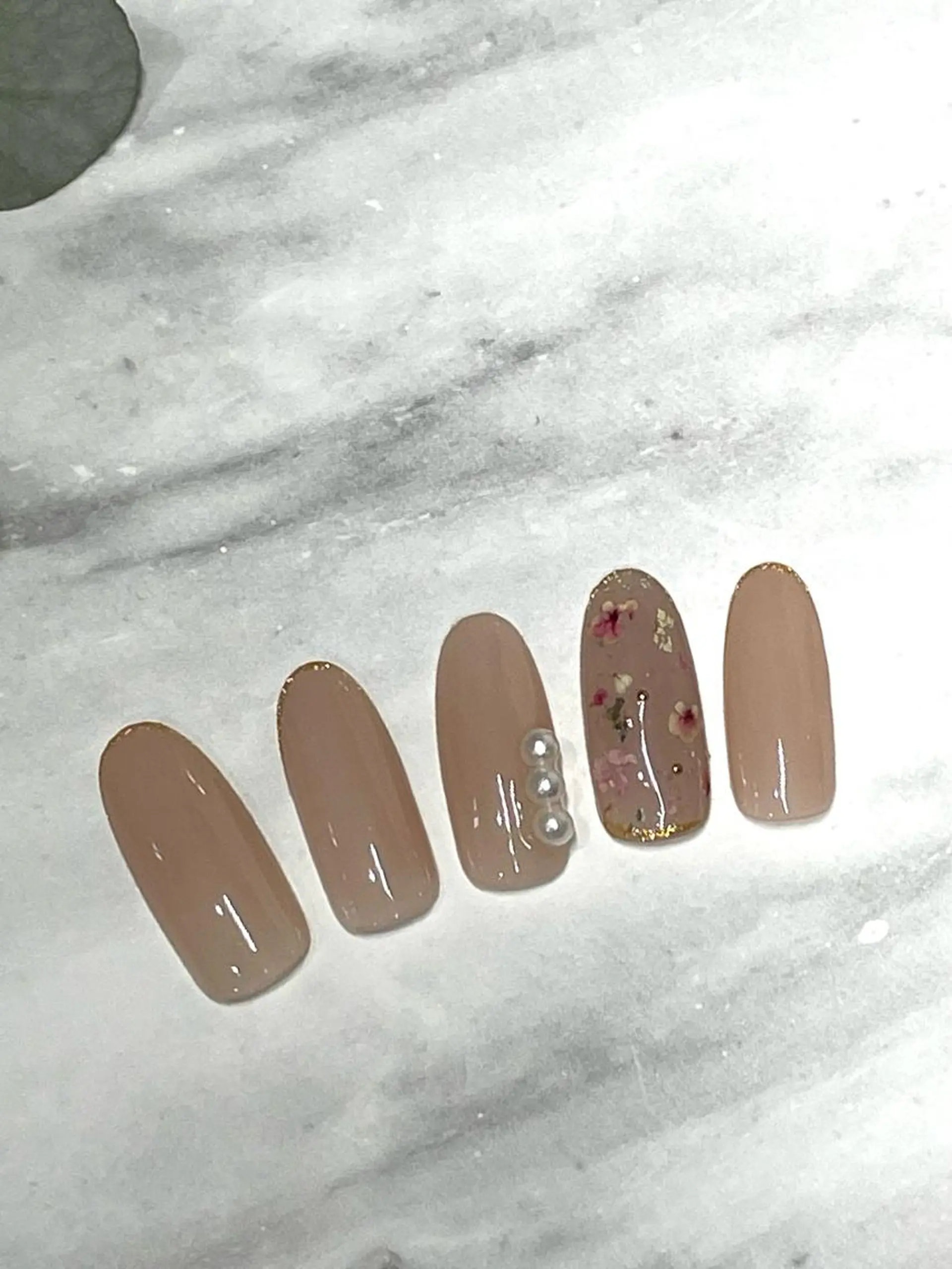 ネイル plume所属・plume Akiのネイルデザイン