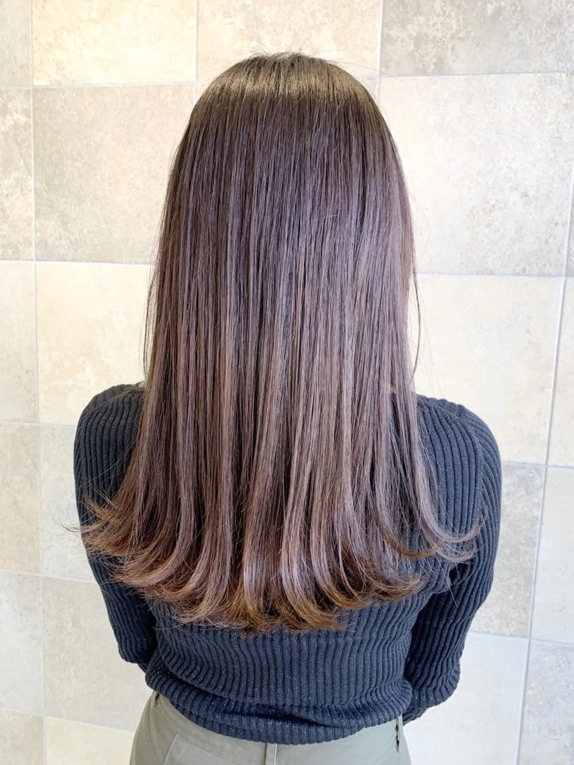 カラー 艶髪/透明感/ 三宅晴香のヘアスタイル