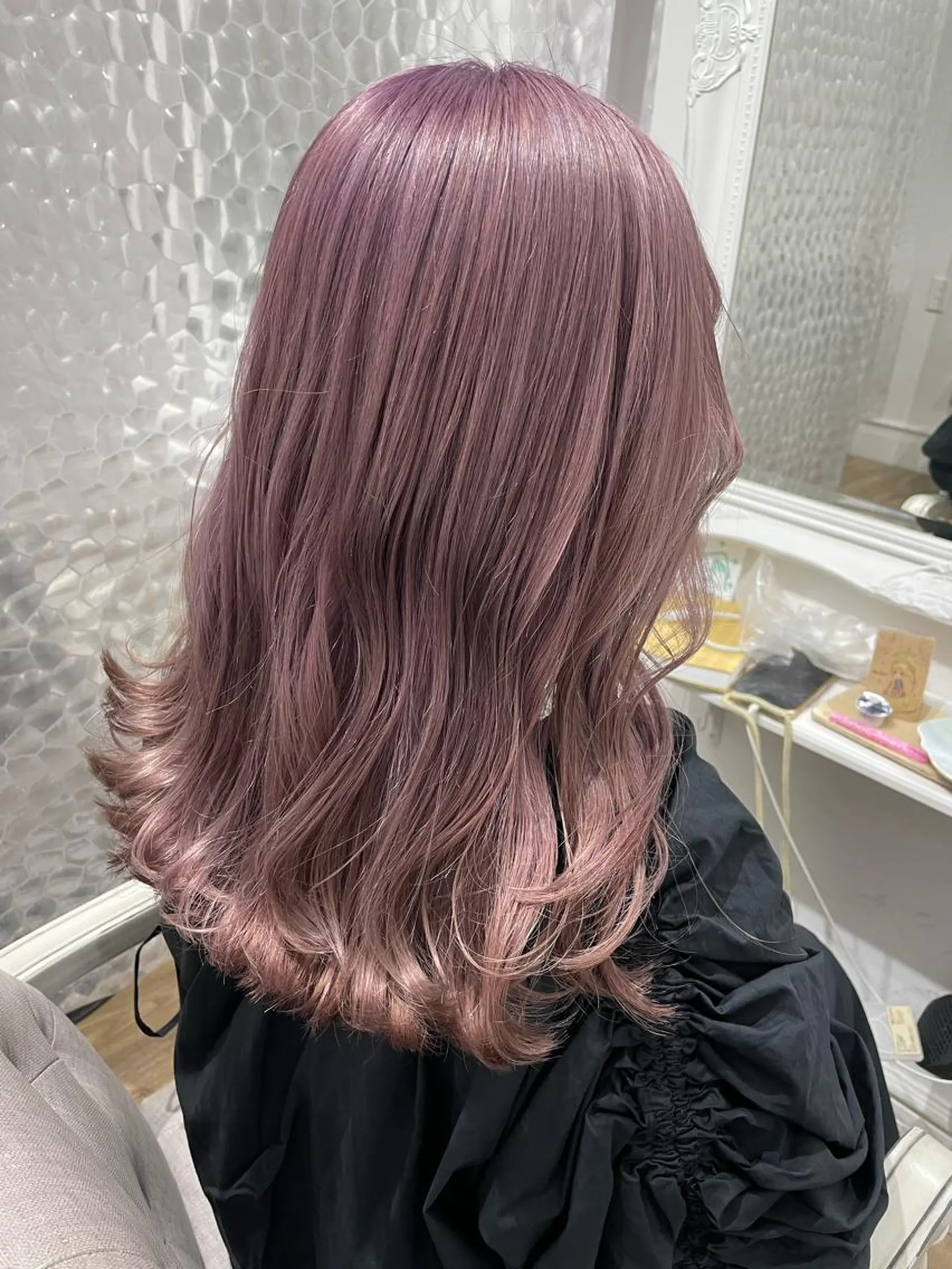 セミロング カラー ヘアアレンジ ブリーチ ラベンダーカラー ピンクカラー ピンクラベンダー ヘアカラー トリートメント 酸性縮毛矯正 梅田茶屋町 Juriのヘアスタイル