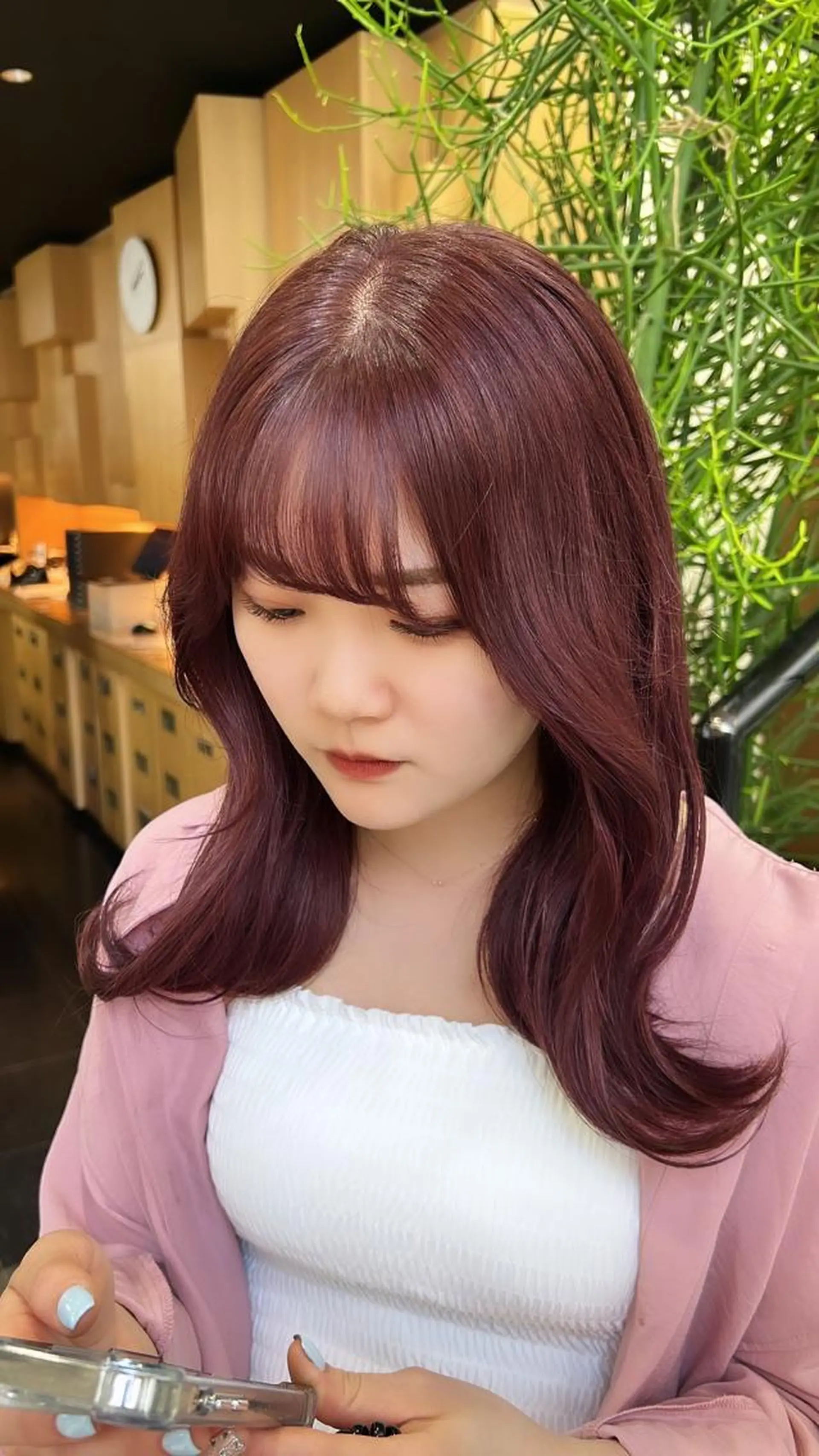 ミディアム 暖色ｶﾗｰ/ﾚｲﾔｰ ｶｯﾄ/Yunaのヘアスタイル