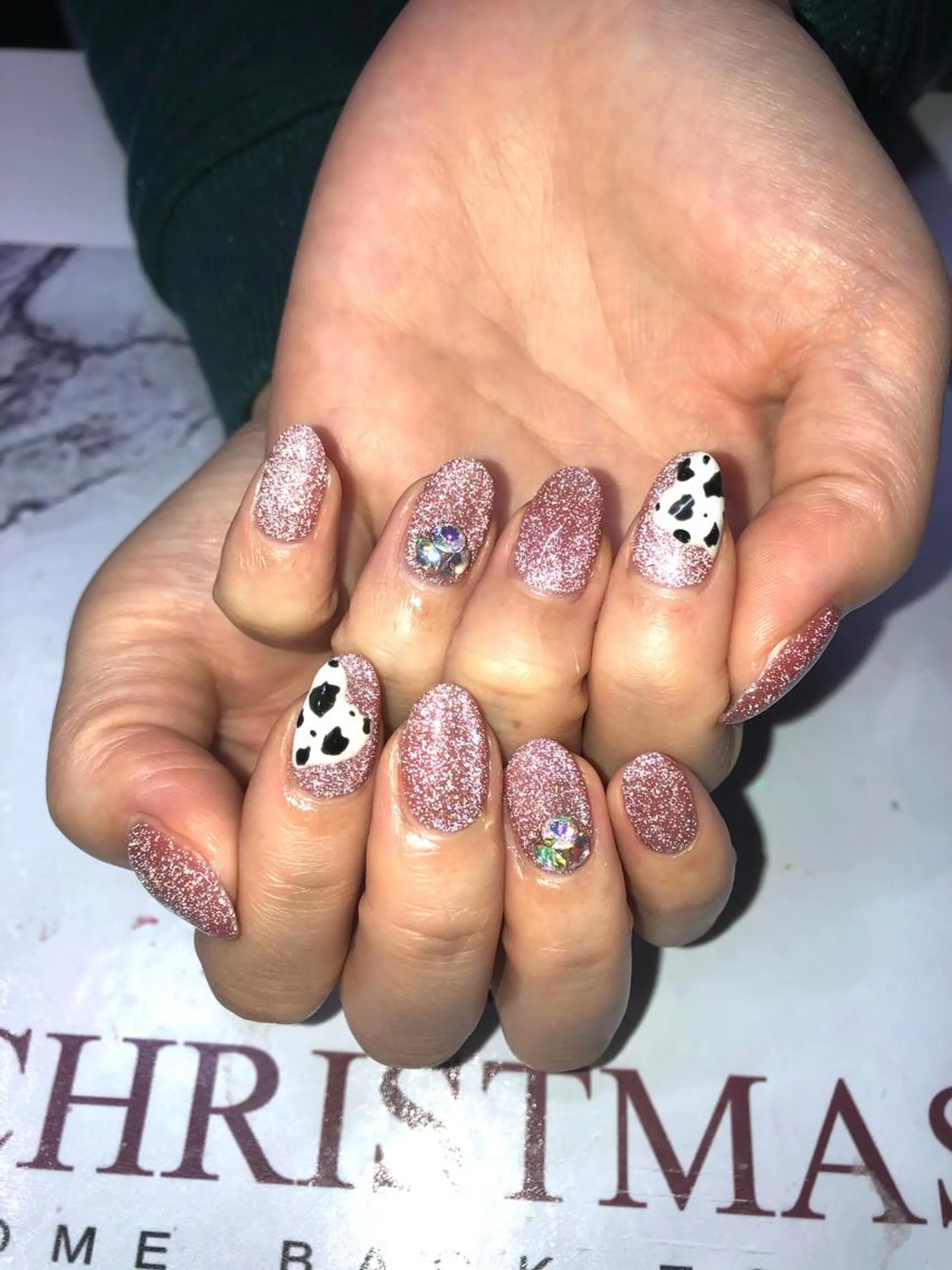 ネイル ハンドネイル Guarendo錦糸町店所属・ガレンドウ 白澤 愛子のネイルデザイン