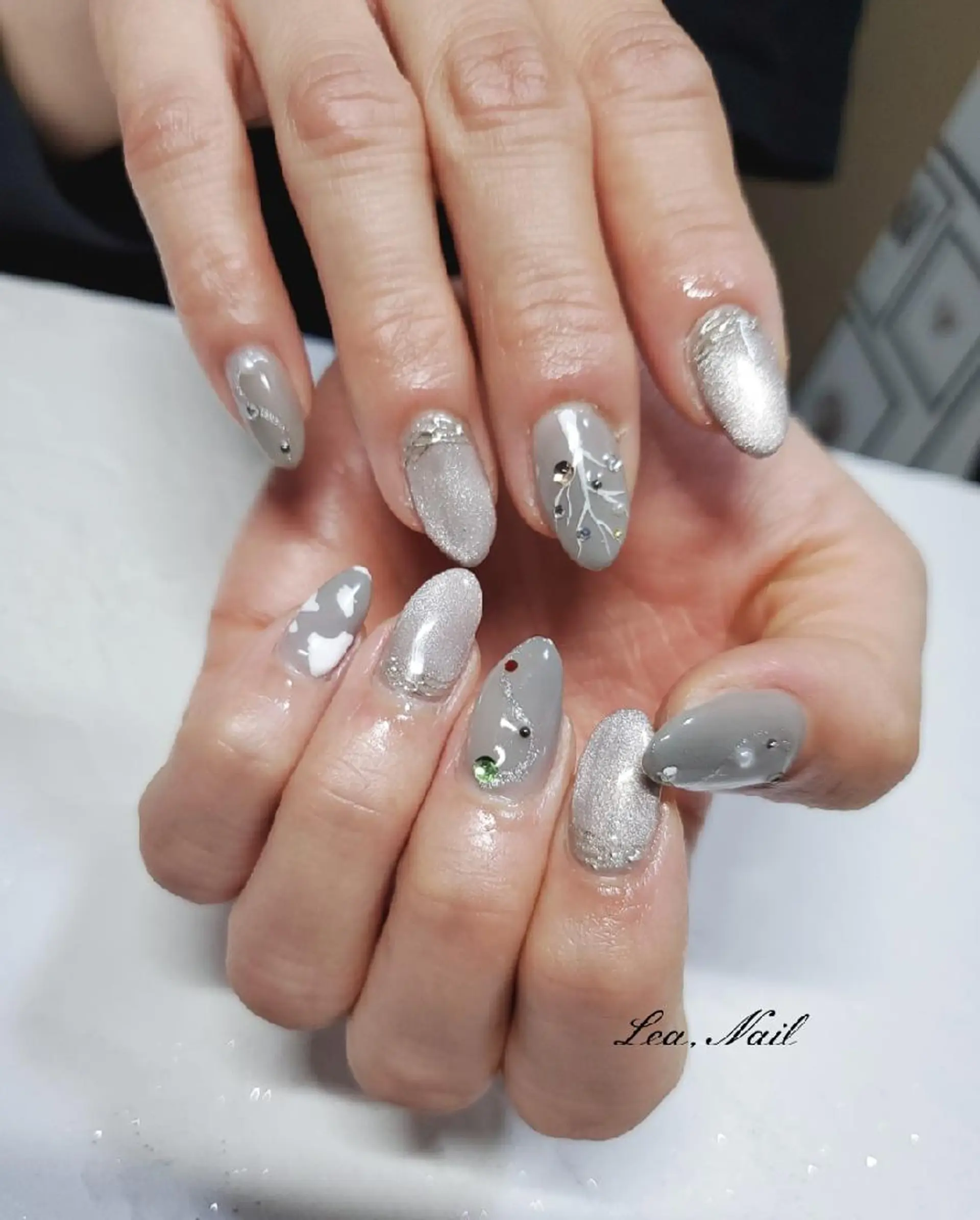 ネイル 持ち込み Lea,Nail所属・松橋 愛のネイルデザイン