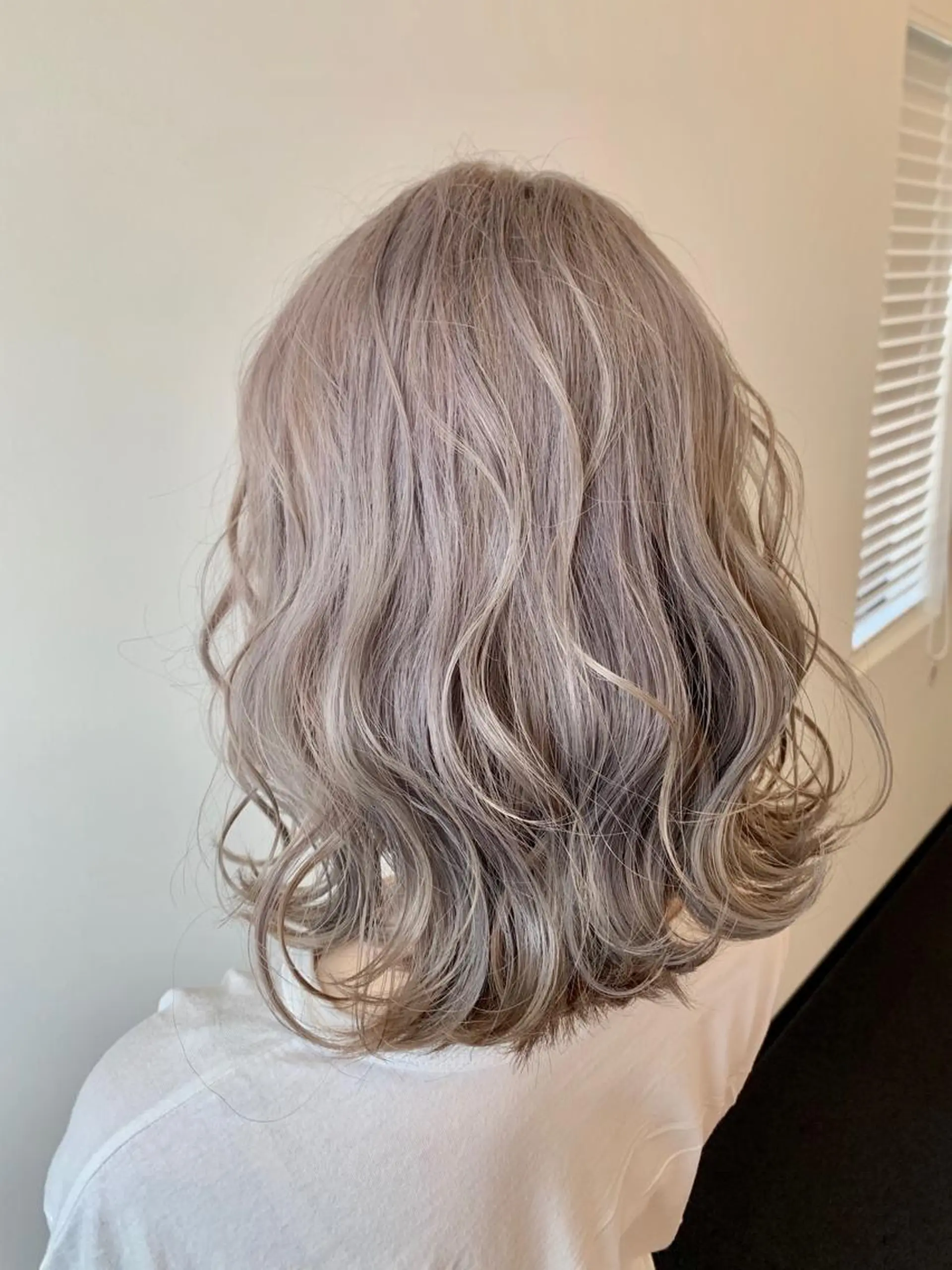 ミディアム カット 縮毛矯正 slow所属・名取 純平のヘアスタイル