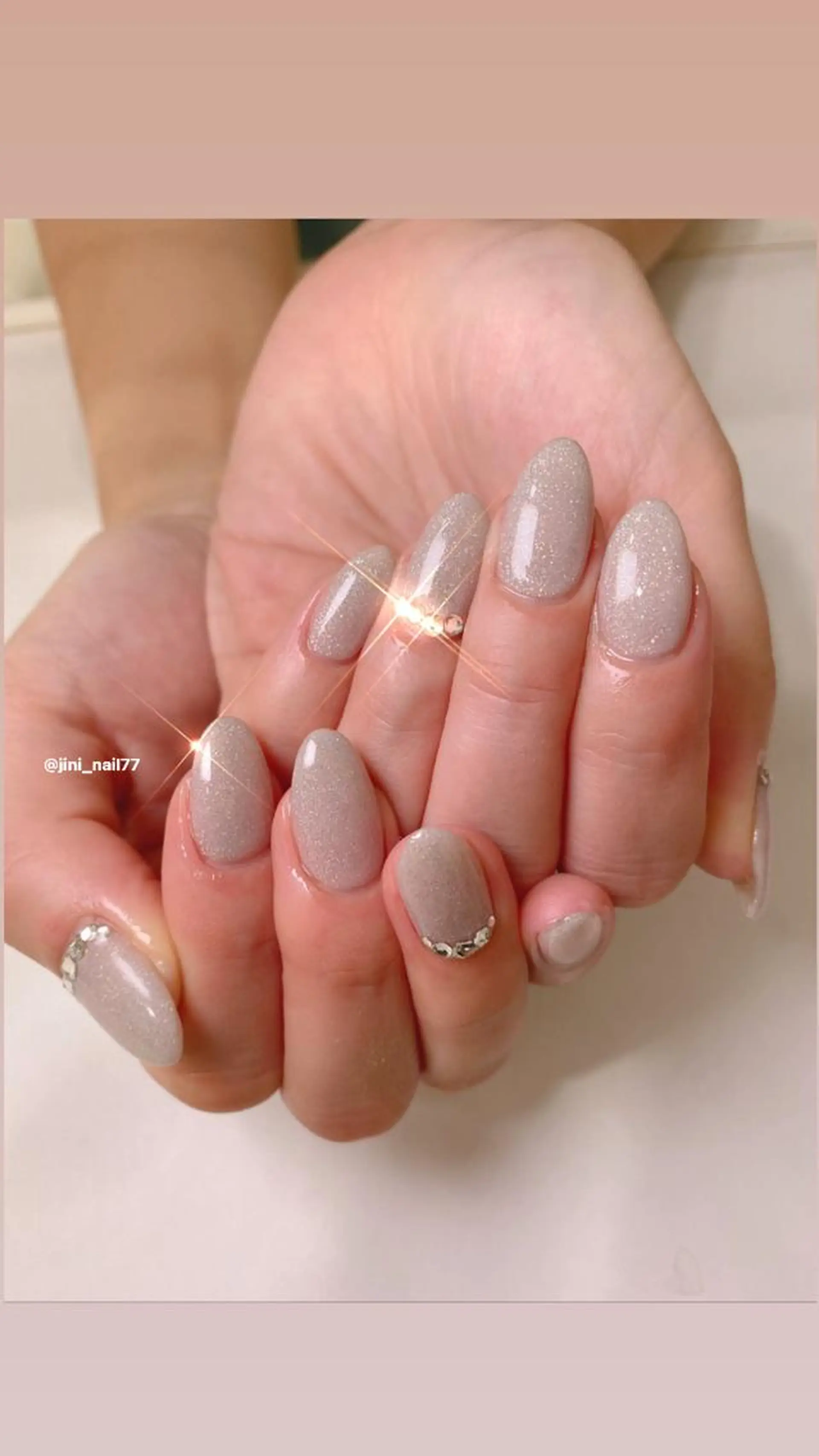 ネイル JINI NAIL所属・ジニ ネイルのネイルデザイン