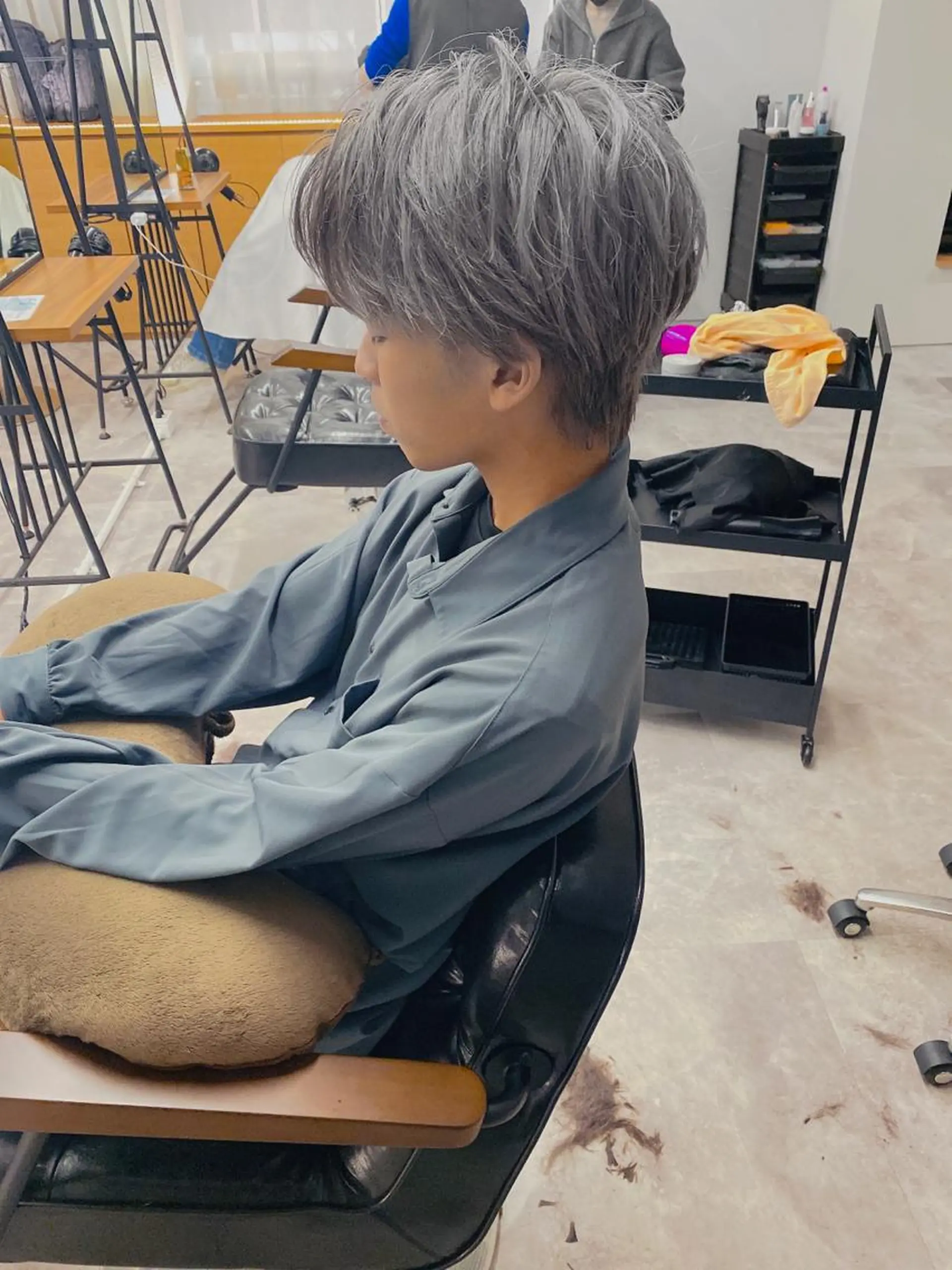 カラー メンズ メンズブリーチ ブリーチ カット ヘアカラー Emitas.柳通り店所属・山﨑 大暉【ダブルカラー】のヘアスタイル