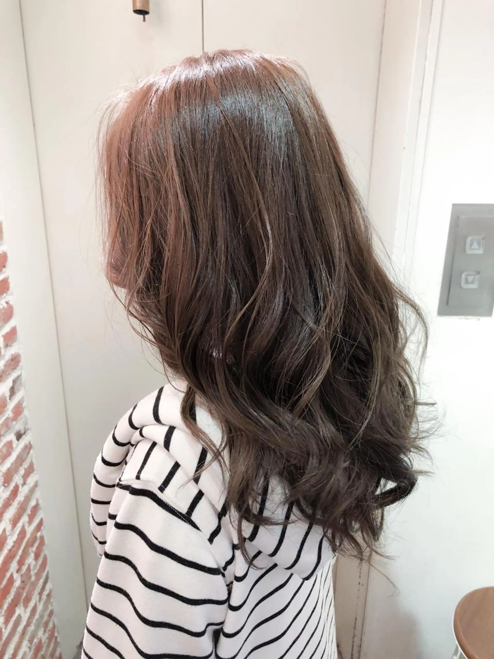 セミロング カラー カット ヘアカラー LA KING GINZA TOKYO所属・🧡ショートの達人 🧡SHOのヘアスタイル