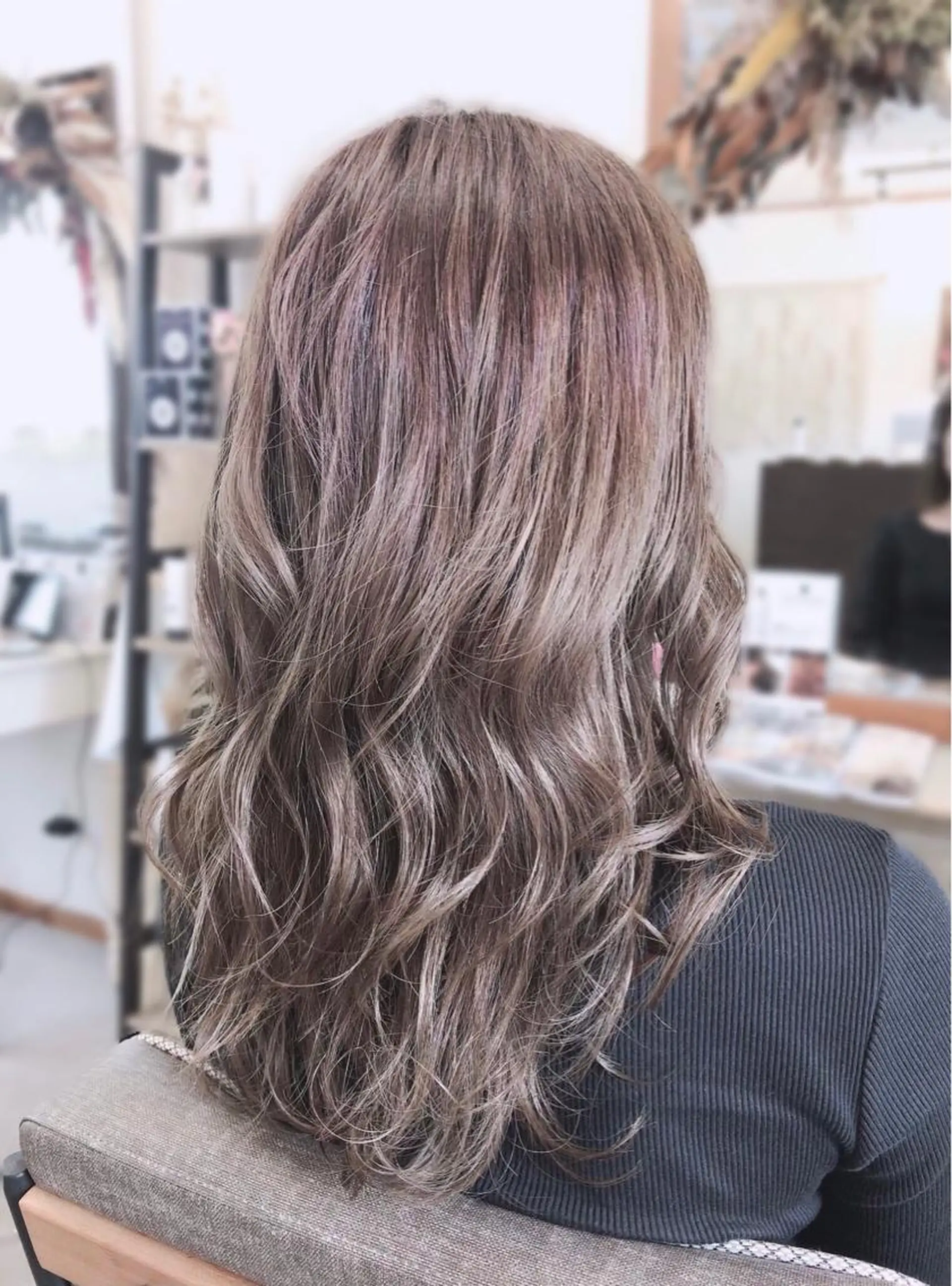 ロング カラー ケアカラー hair works raptureのヘアスタイル