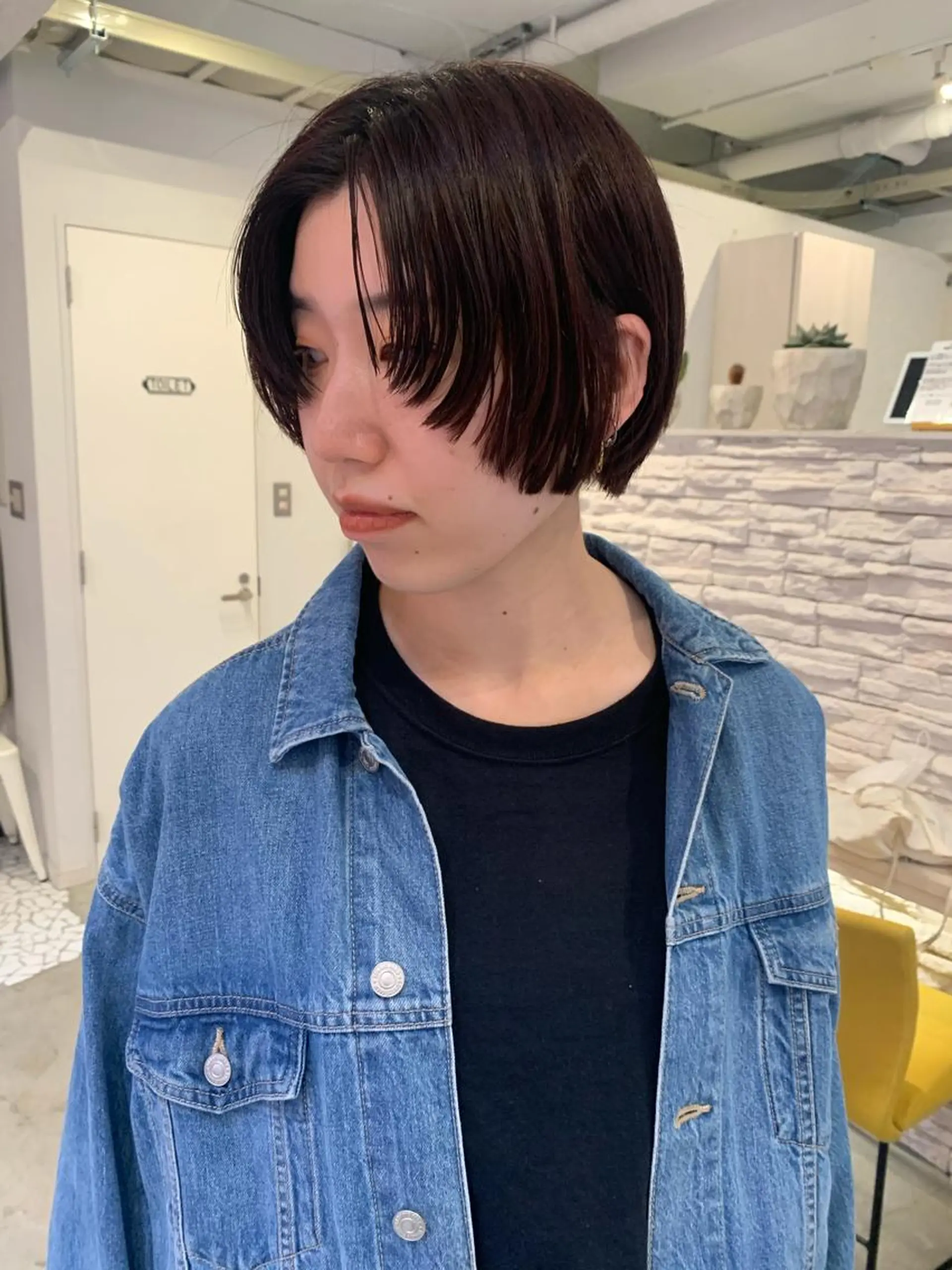 ショート ショートレイヤー 顔まわりレイヤー レイヤーカット ショートヘア カット 山嵜 かなのヘアスタイル