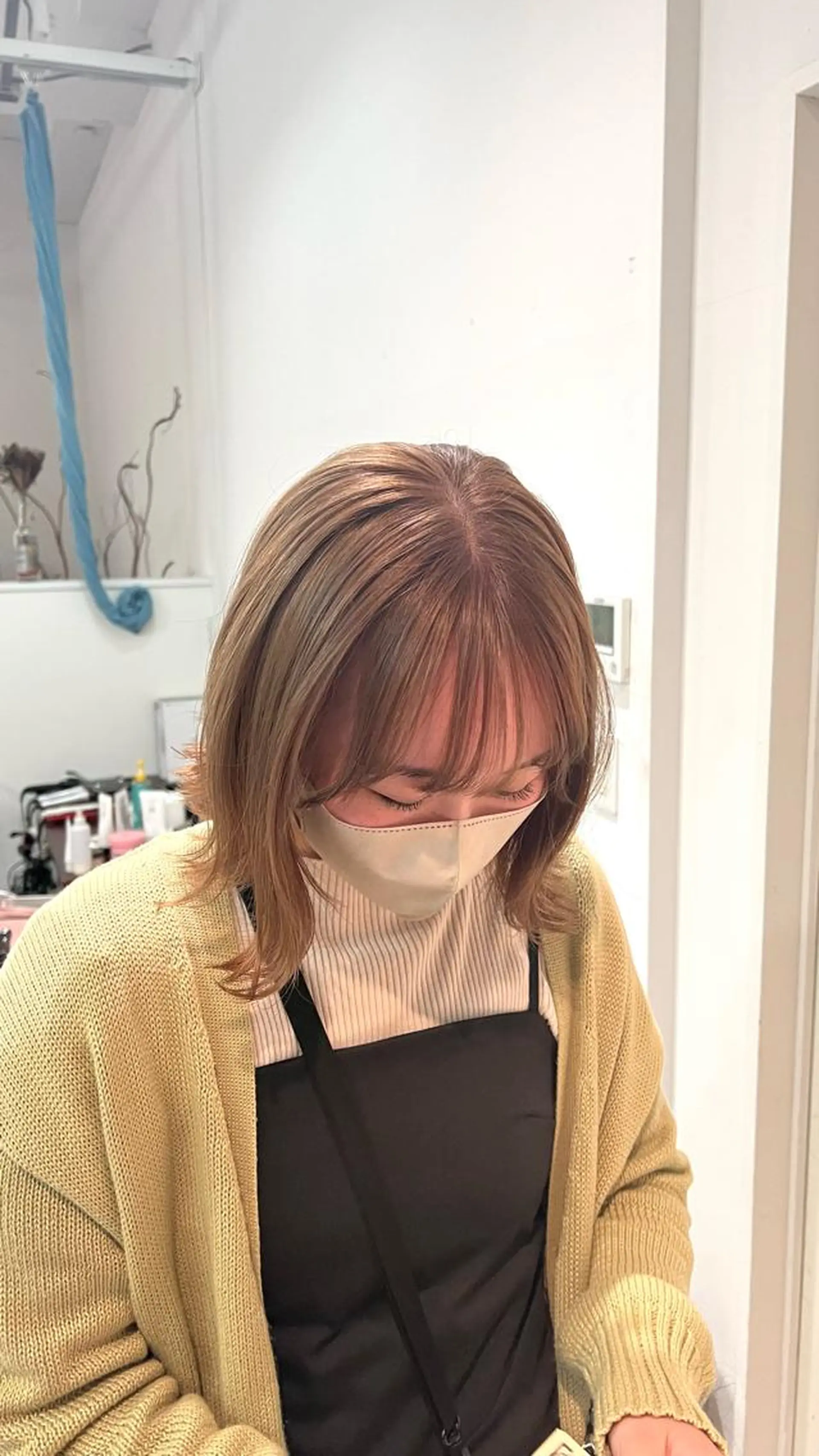 ミディアム カラー 🌈re-room EIKI🇰🇷のヘアスタイル