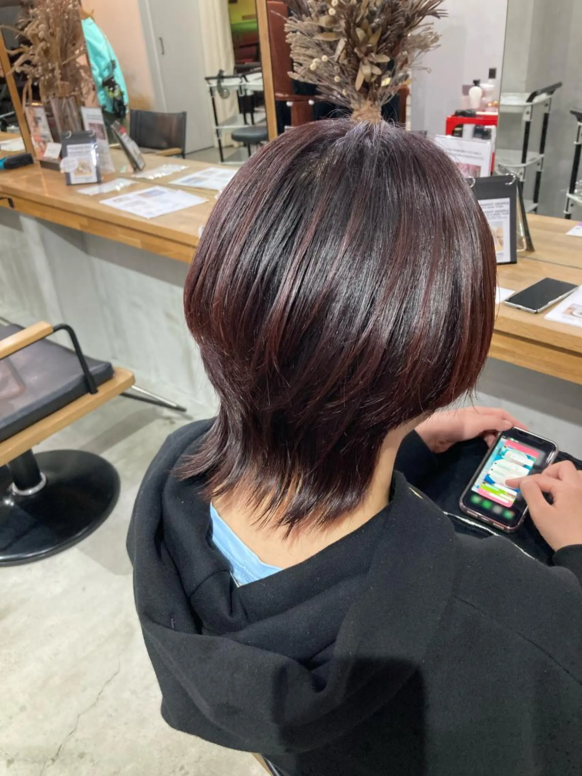 ショート カラー ブラウンカラー ピンクカラー ピンクブラウン ATELIER ZIZI川井さくらのヘアスタイル