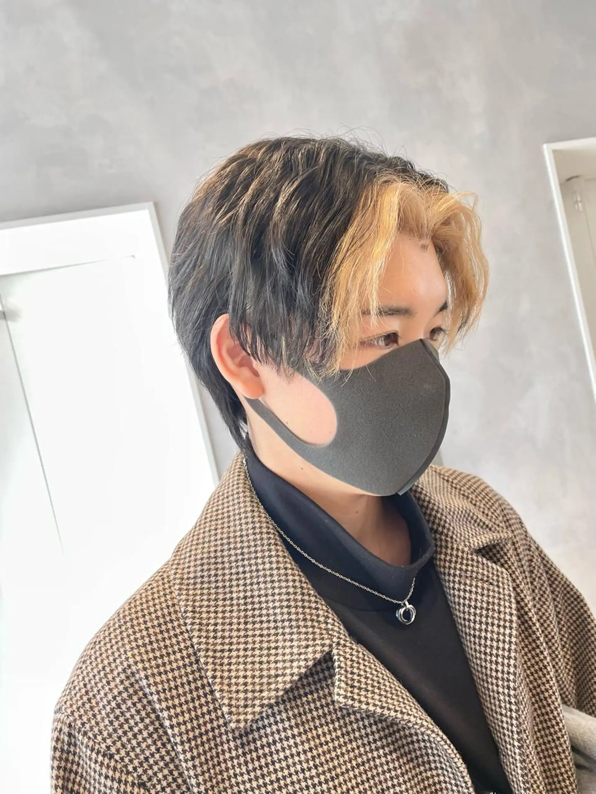 ショート カラー メンズ ブロンド・ハイトーン ／遠藤将太のヘアスタイル