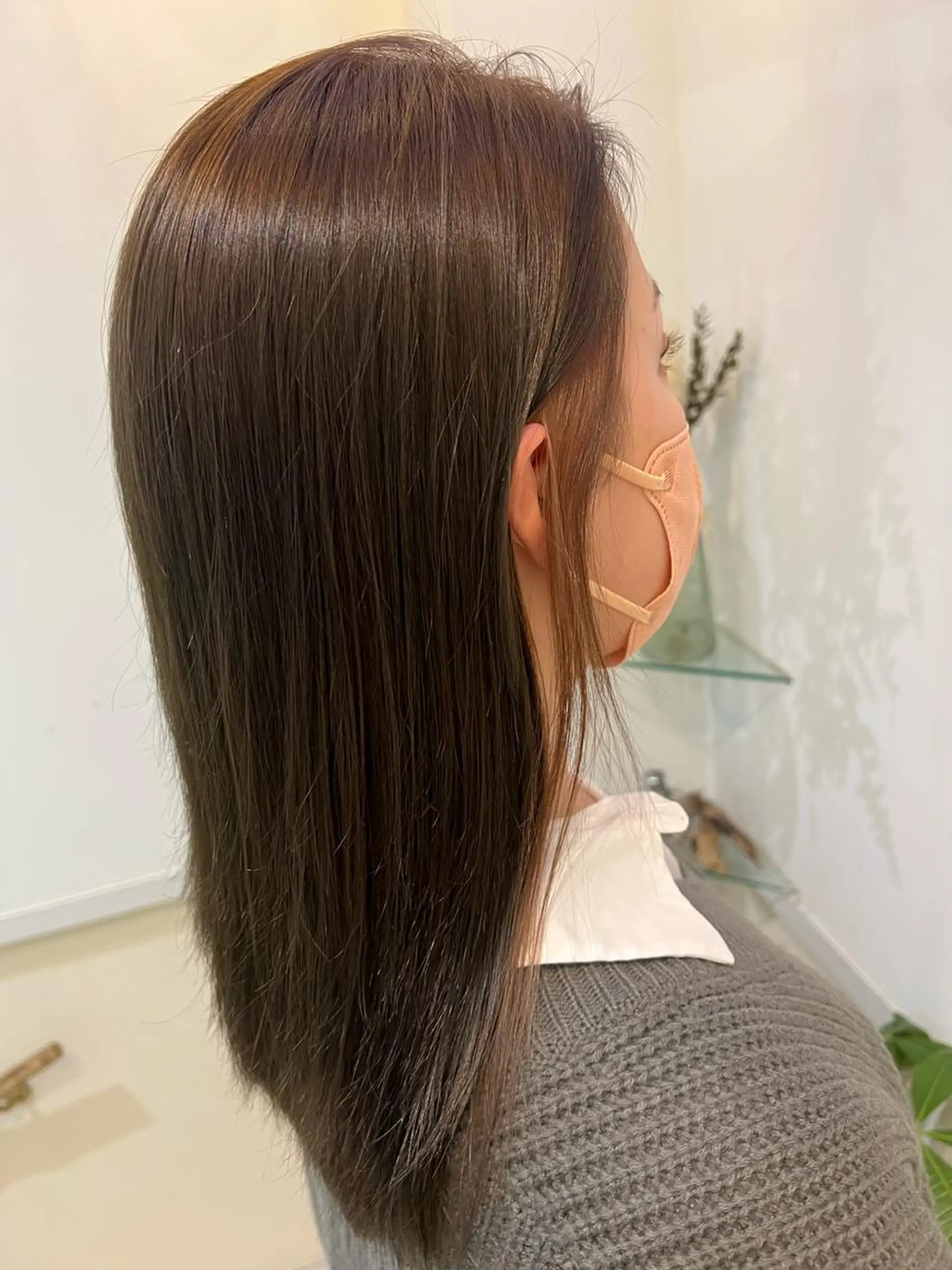 セミロング カラー ブリーチしない暖色 カラー🥀杉 優菜のヘアスタイル