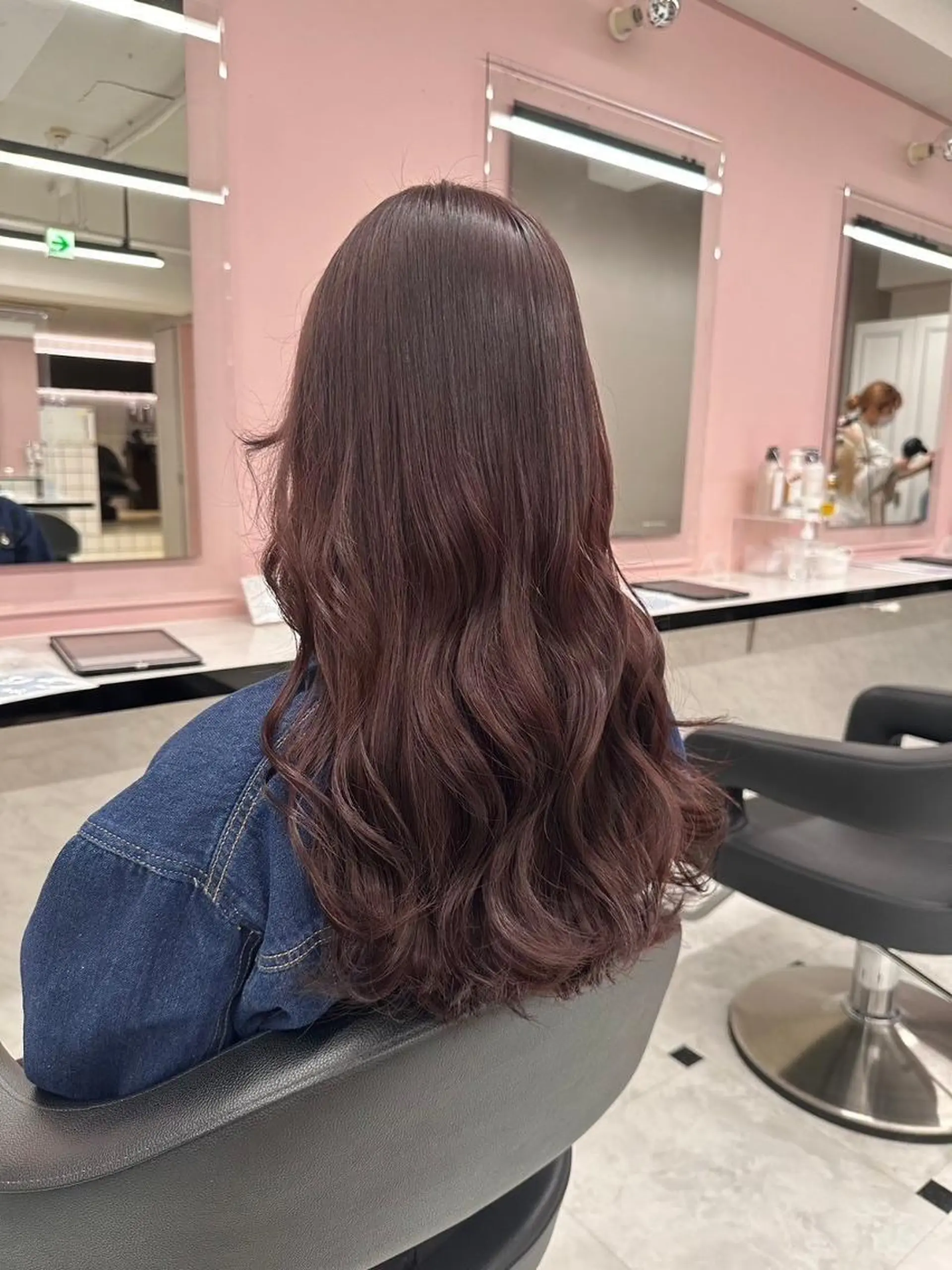 セミロング 🎀暖色カラー🎀 SAAKA🍤のヘアスタイル