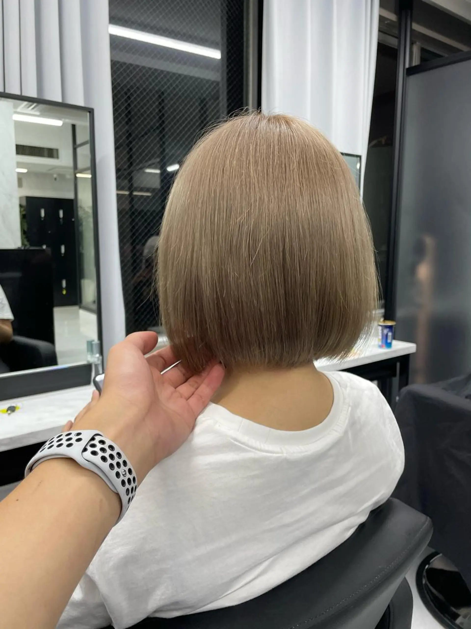 セミロング カラー ベージュカラー ダブルカラー ミルクティーベージュ Wehlen所属・透明感カラー🌟 keisukeのヘアスタイル