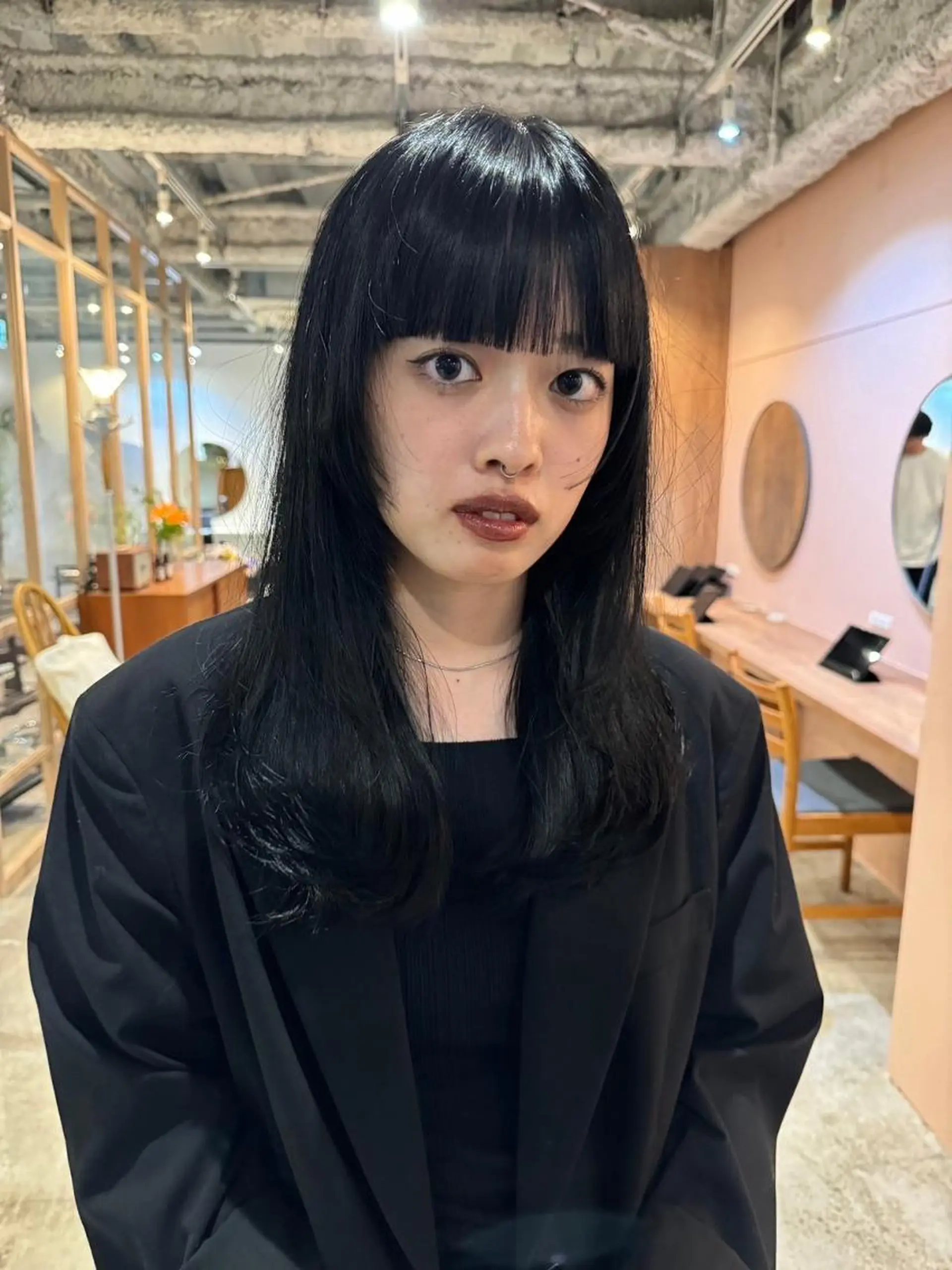 ミディアム カラー パーマ ショートボブ ミディアムパーマ アディクシーカラー ブリーチ ケアブリーチ カット ヘアカラー トリートメント CEINE OURのヘアスタイル