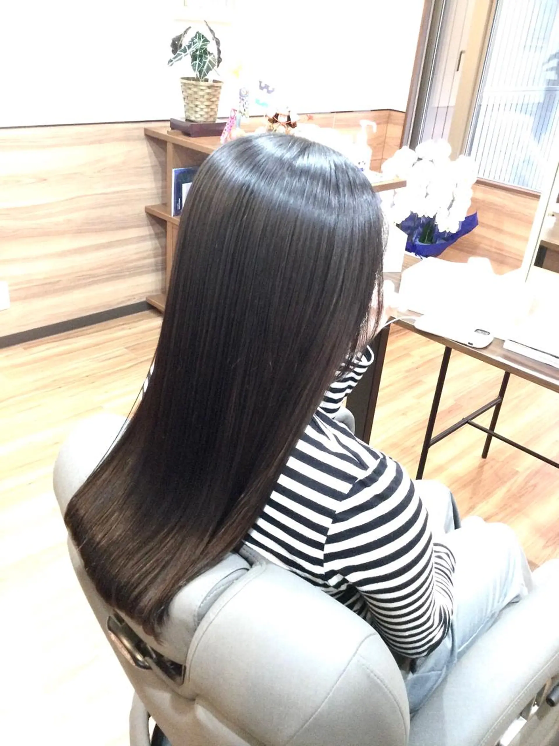 ロング カラー アッシュ グレージュ Annon プライベートサロンのヘアスタイル