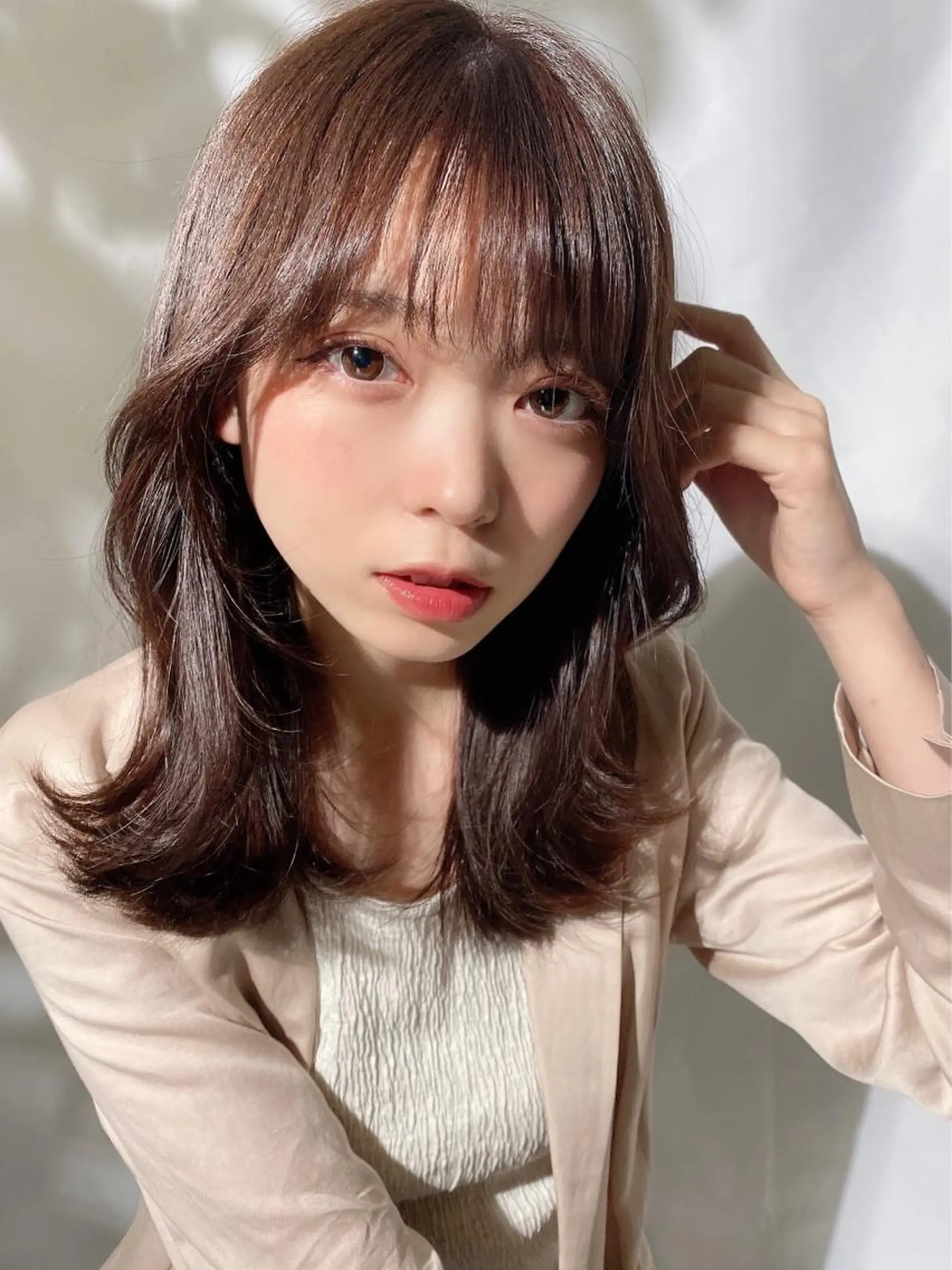 ミディアム カラー ベージュカラー ブラウンカラー くびれヘア 髪質改善 縮毛矯正 🧡くびれヘア/前髪 顔周り🧡久原結衣のヘアスタイル