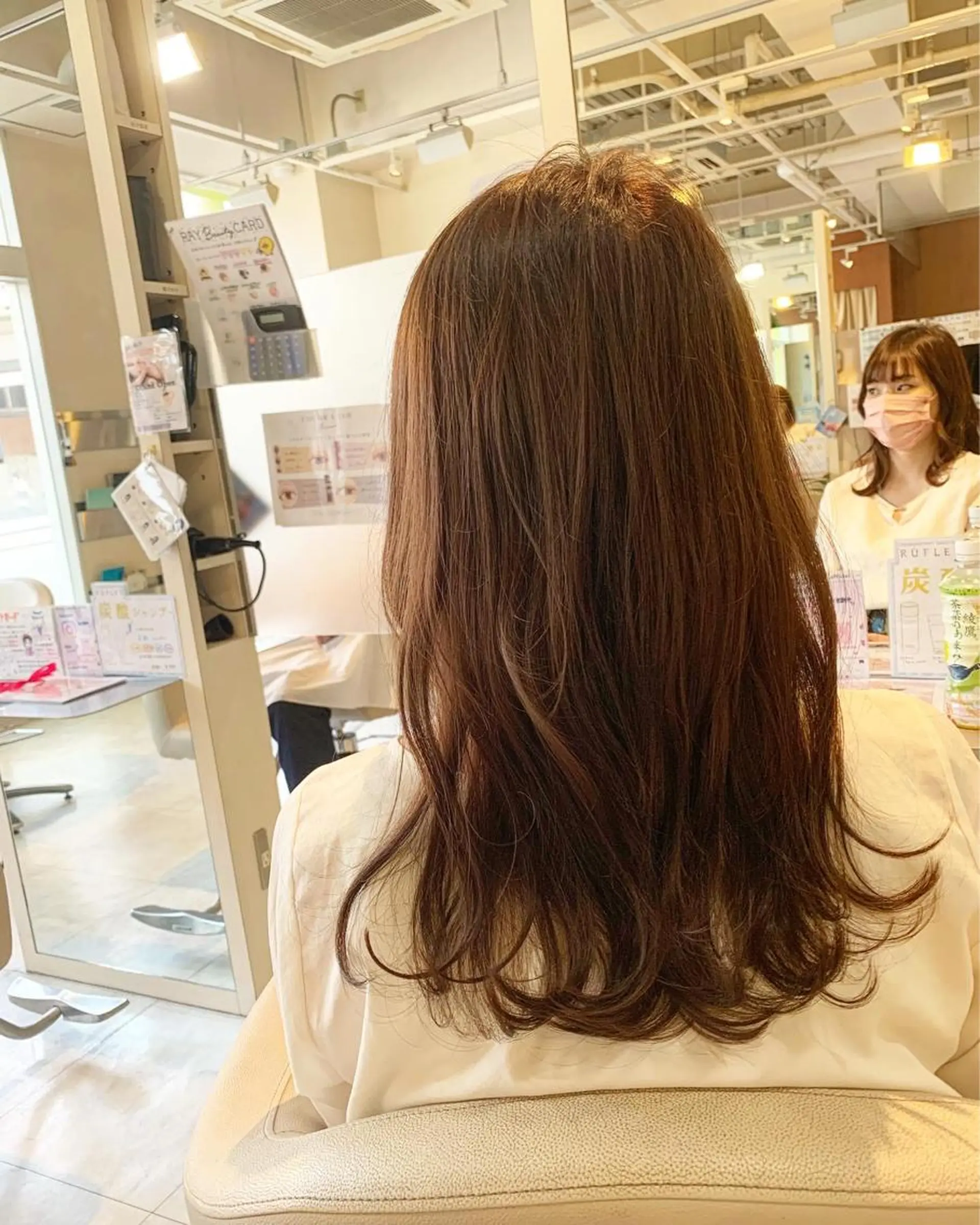 セミロング 顔まわりレイヤー レイヤーカット カット パーマ 本田 卓也のヘアスタイル