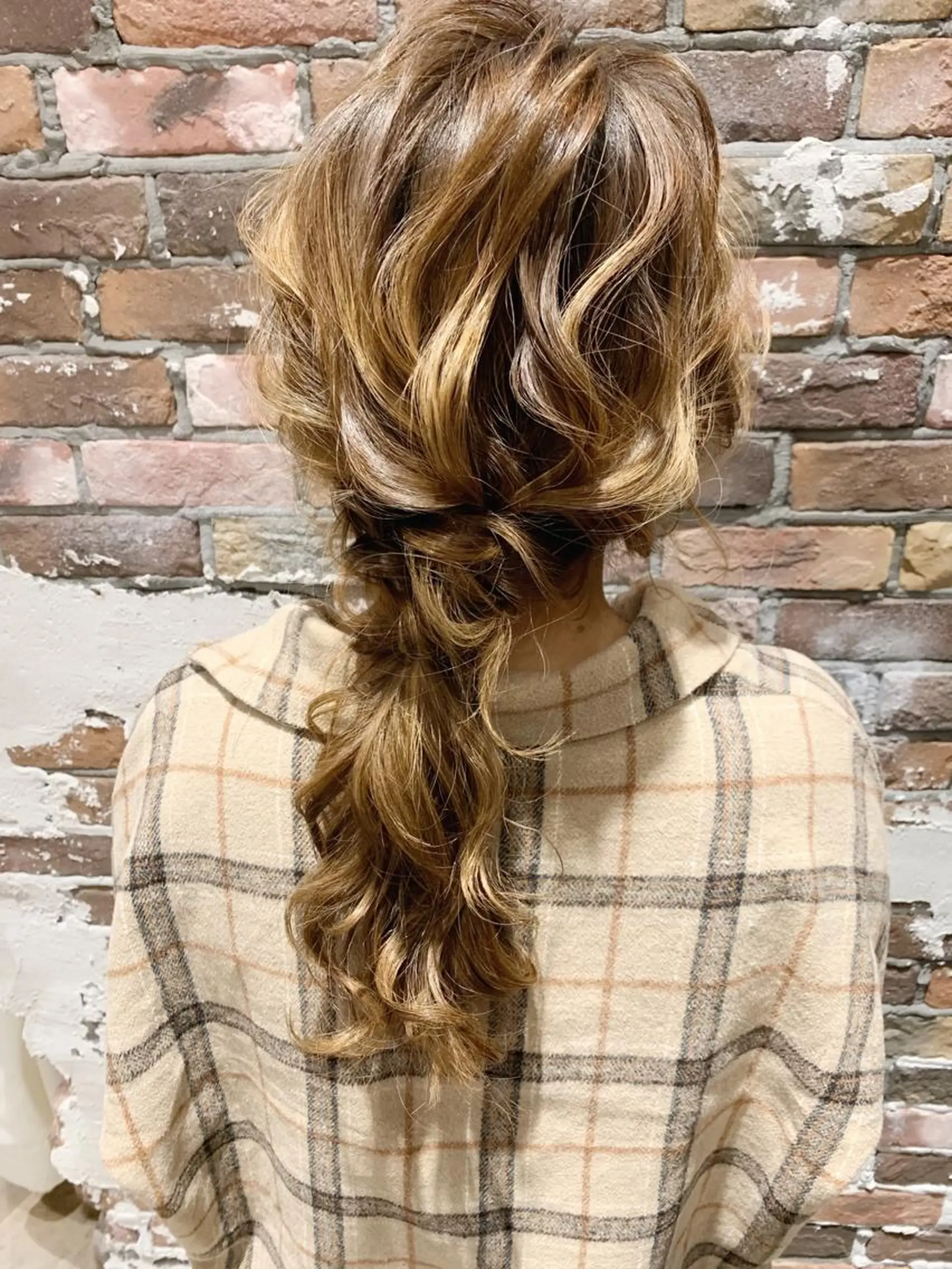 ヘアアレンジ 佐藤 ナルトのヘアスタイル