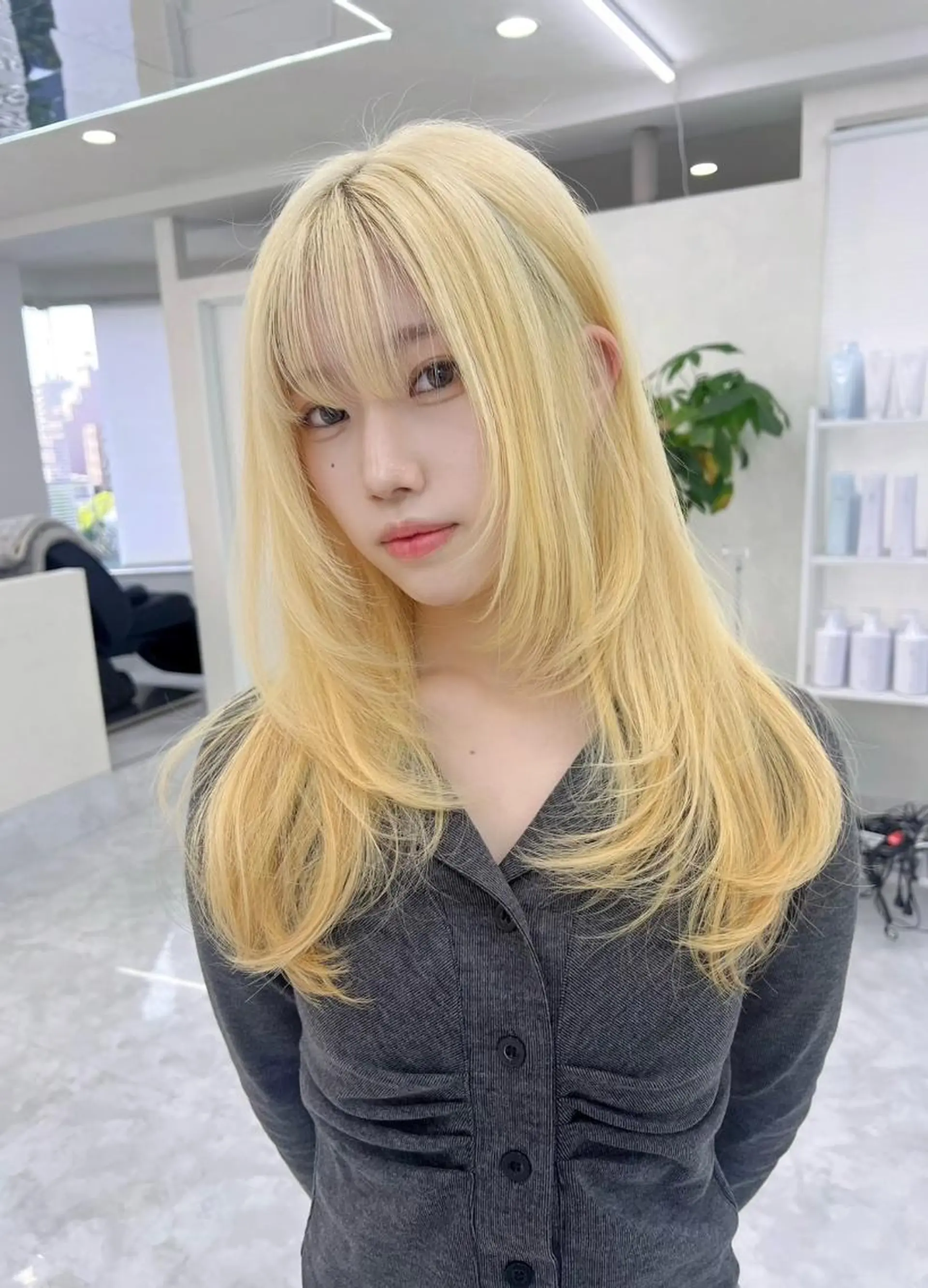 ロング 江坂最安値*ブリーチ 田中のヘアスタイル